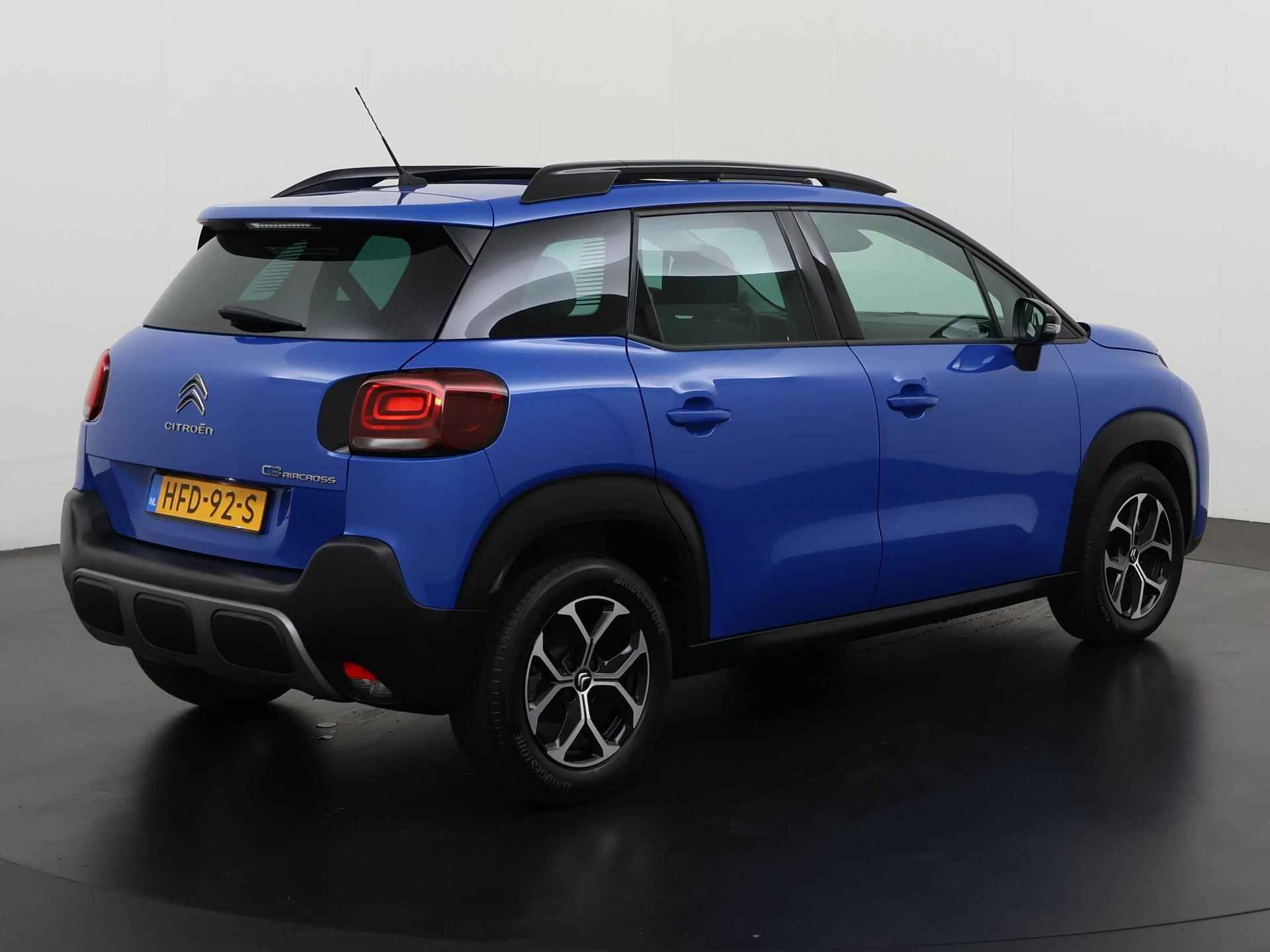 Citroen C3 Aircross 1.2 PureTech Shine Automaat | Panoramadak | Head Up | Zondag Open! - 4/37