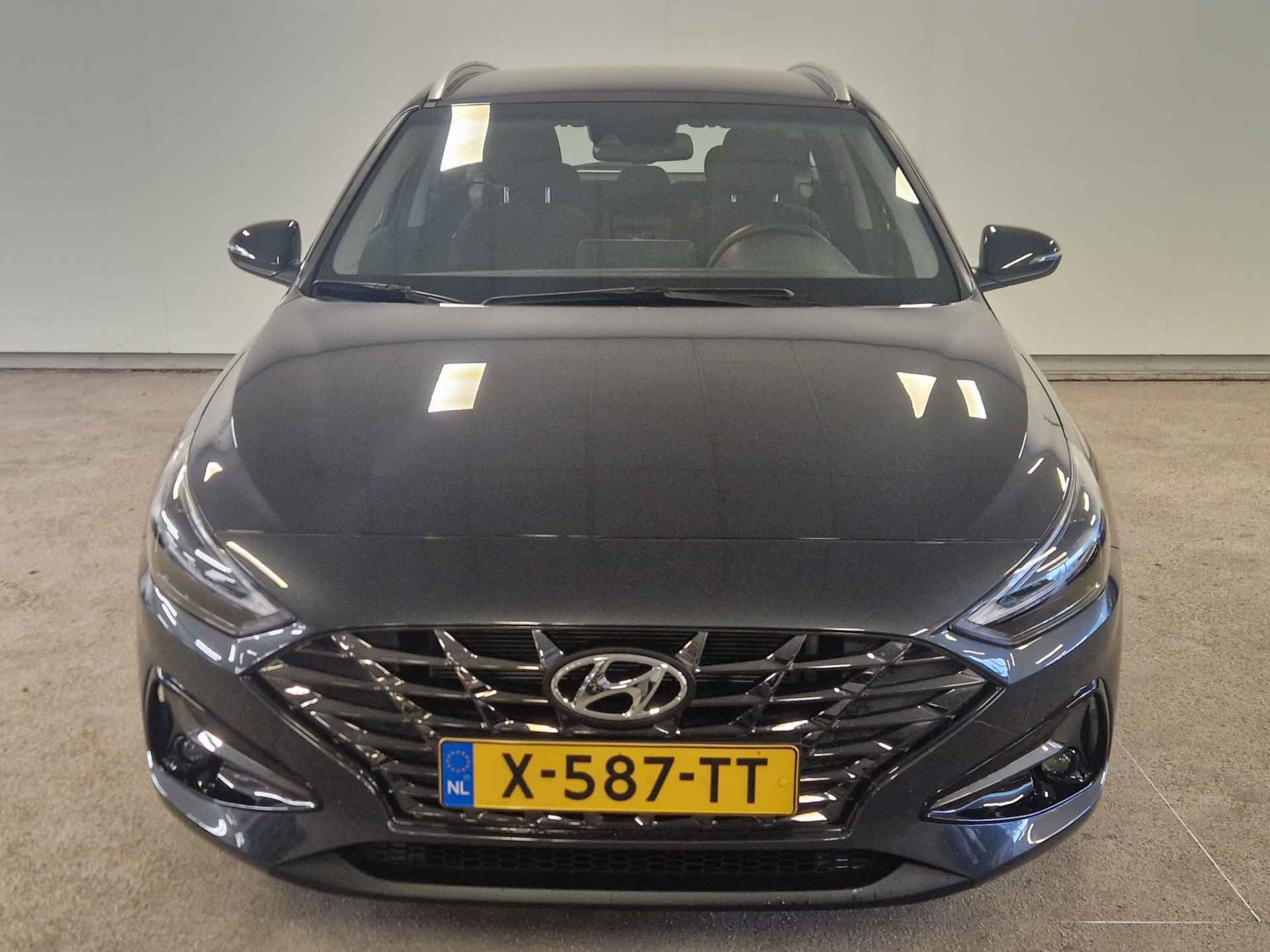 Hyundai i30 Wagon 1.0 T-GDi MHEV Comfort Smart Ruime auto met Navigatie, Lichtmetalen velgen en Climate Control - 21/37