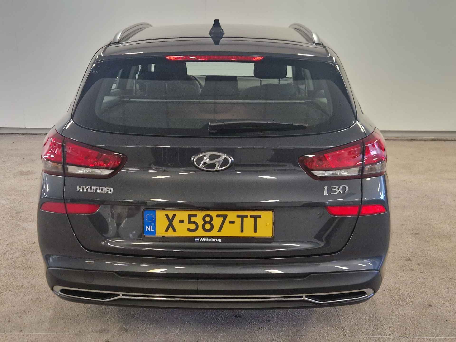 Hyundai i30 Wagon 1.0 T-GDi MHEV Comfort Smart Ruime auto met Navigatie, Lichtmetalen velgen en Climate Control - 23/37