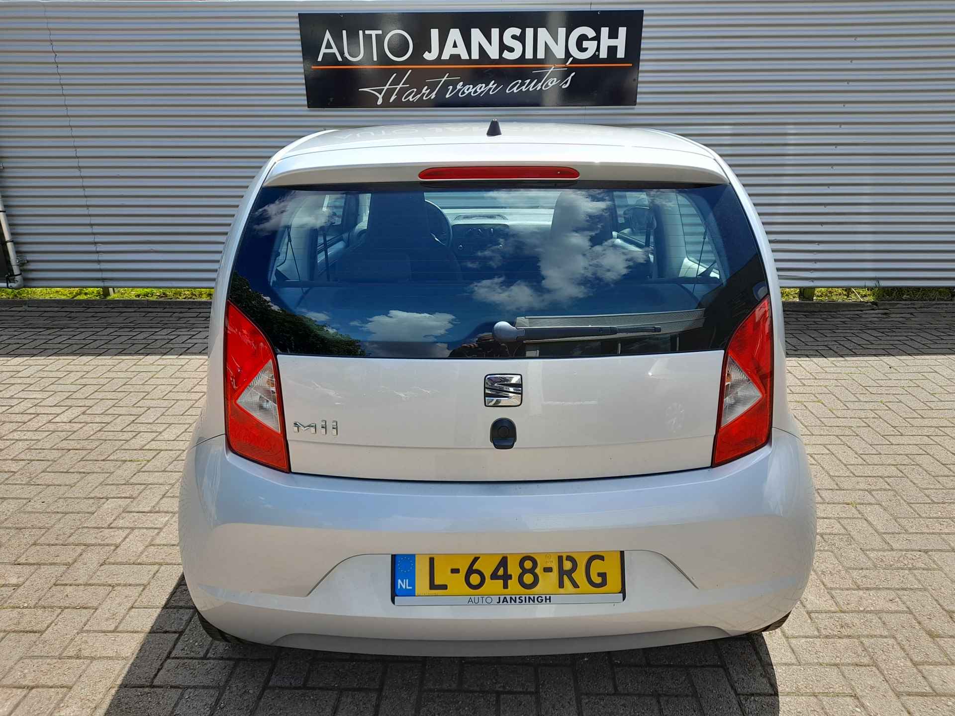 SEAT Mii 1.0 Style Connect | Airco | Ruime instap | Slechts 66.378 km!! | RIJKLAARPRIJS INCL 12 MAANDEN GARANTIE EN BEURT - 4/14