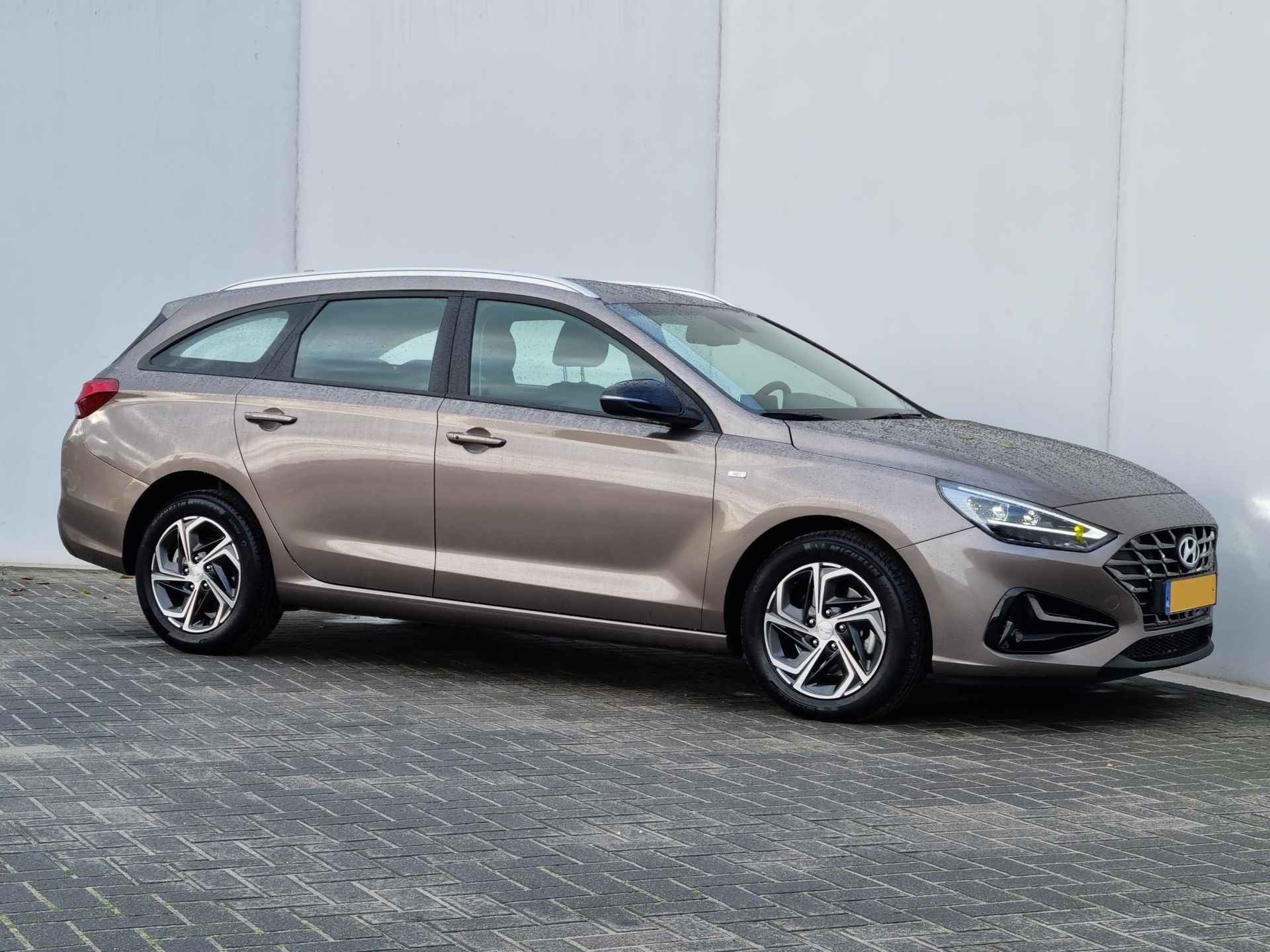 Hyundai i30 Wagon 1.0 T-GDi MHEV Comfort Smart Automaat / Private Lease Vanaf €629,- / - 16/39