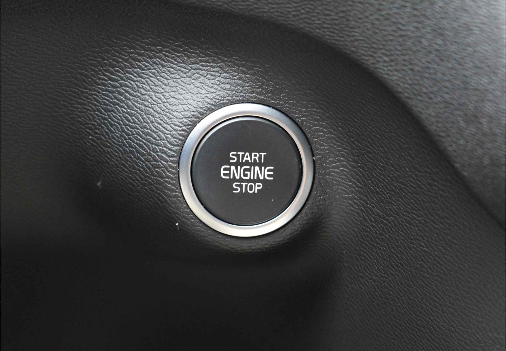 Volvo XC40 T4 211pk Recharge Inscription | Clima | Navi | Leder | Stoel-Stuurwielverwarming | Apple CarPlay - 26/76