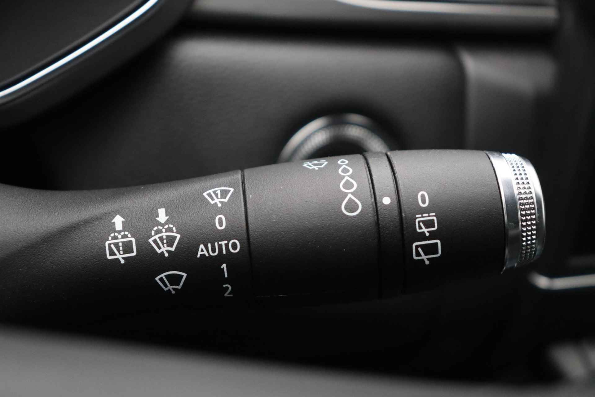 Renault Captur TCe 90pk Intens | Climate Control | Cruise Control | Lichtmetalen Velgen |  Keyless Entry | achteruitrijcamera | Parkeersensoren voor en achter | - 12/52