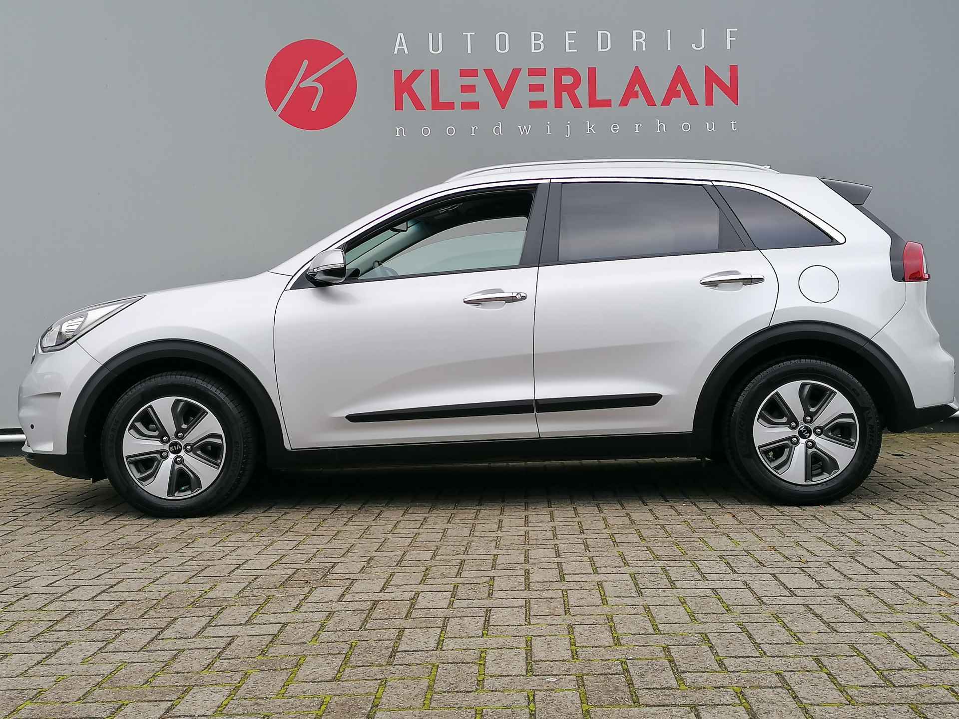 Kia Niro 1.6 GDi Hybrid DynamicLine | STOEL + STUURWIEL VERWARMING | DRAADLOOS LADEN | NAVI | CAMERA | - 6/33