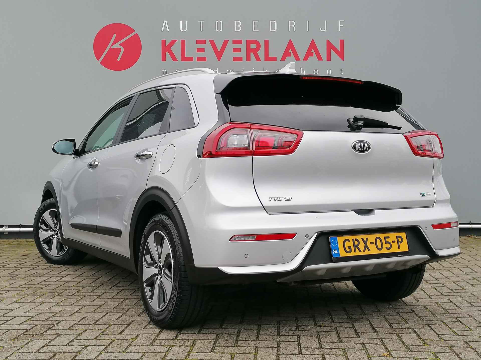 Kia Niro 1.6 GDi Hybrid DynamicLine | STOEL + STUURWIEL VERWARMING | DRAADLOOS LADEN | NAVI | CAMERA | - 7/33