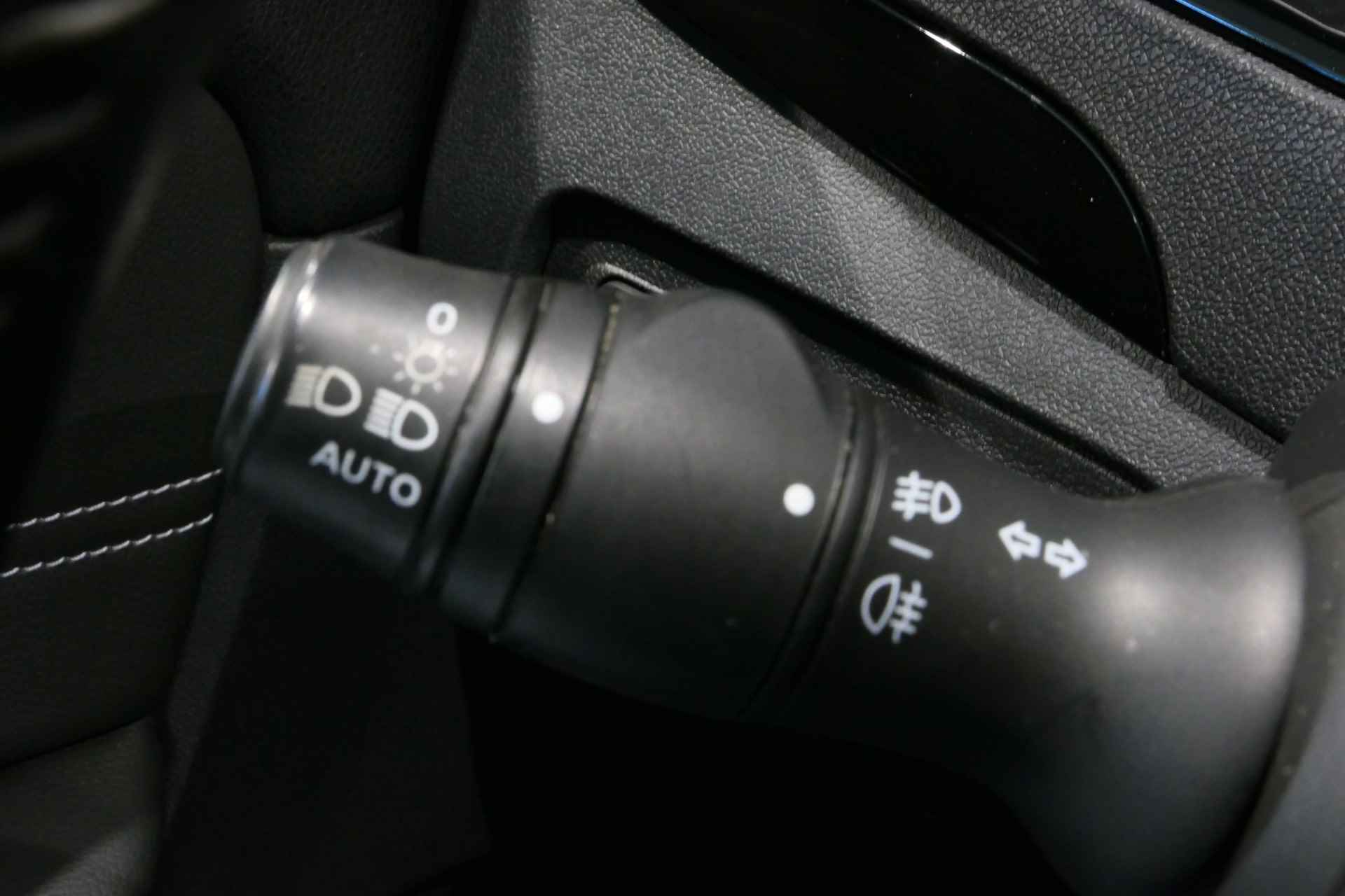 Renault Scénic 1.2 TCe Bose - Camera, Rijstrooksensor, Sensoren V+A, LMV 17'' - 26/43