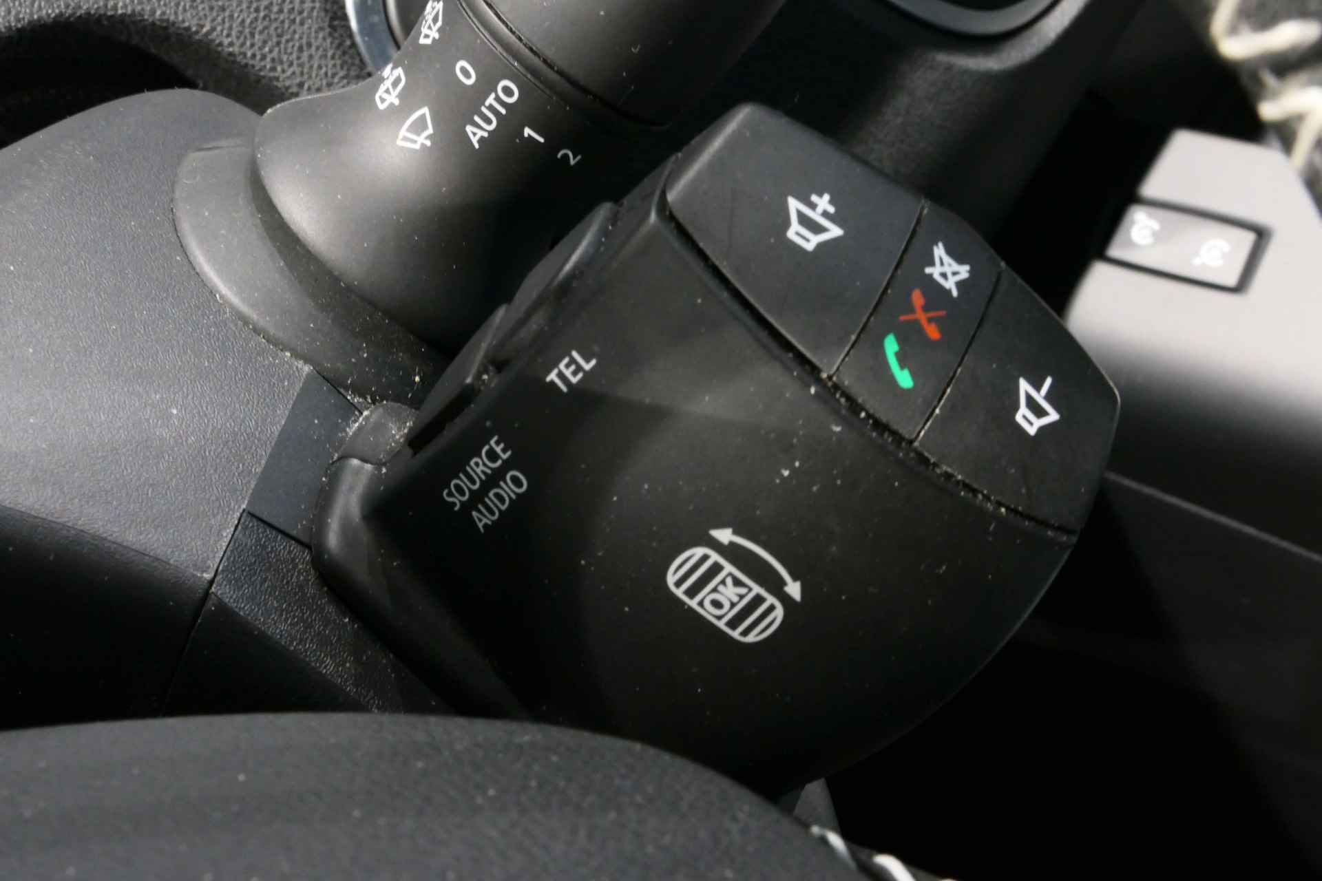 Renault Scénic 1.2 TCe Bose - Camera, Rijstrooksensor, Sensoren V+A, LMV 17'' - 28/43