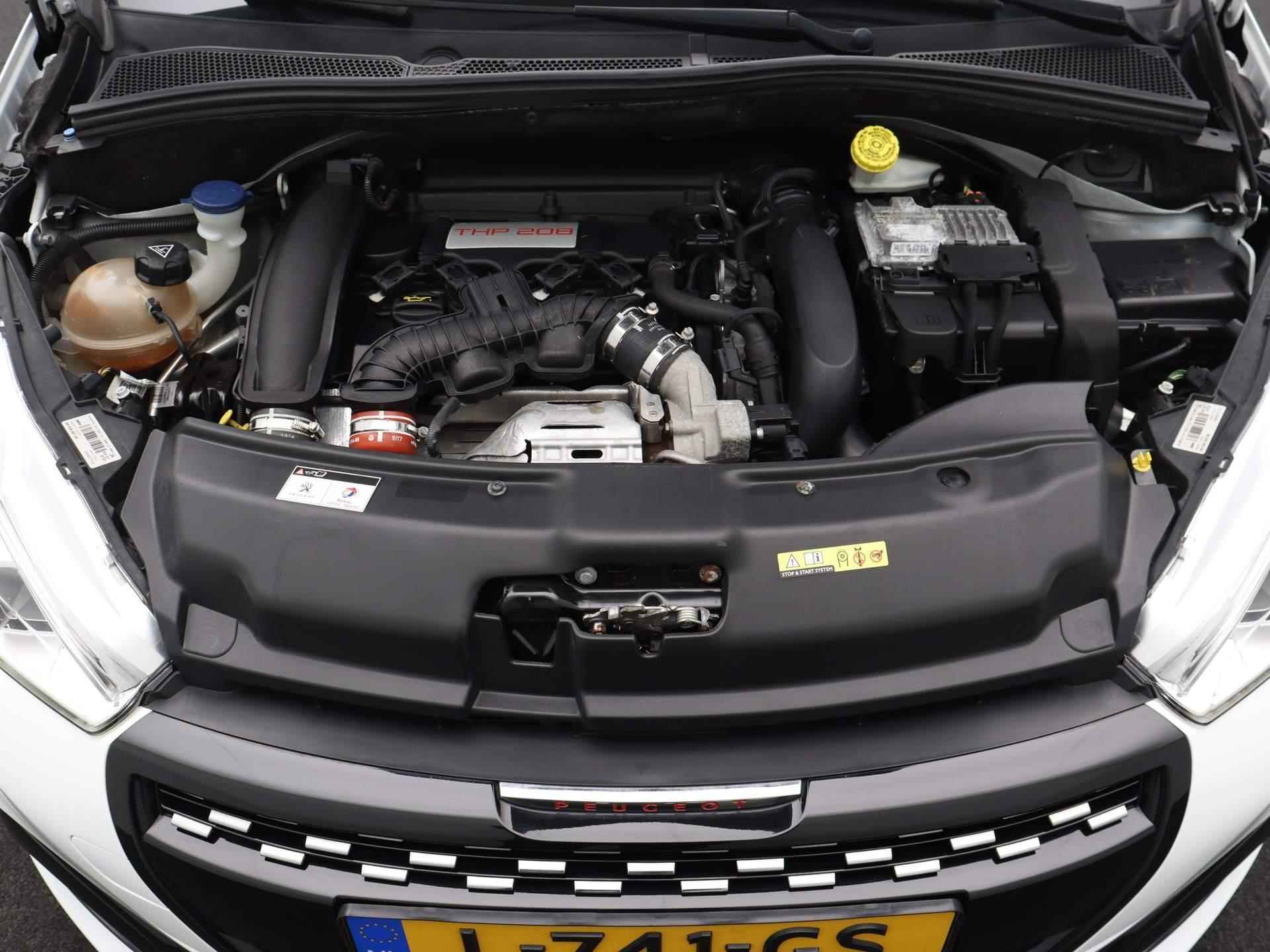 Peugeot 208 GTI 1.6T 208pk | JBL Sound | Navi | Camera | Parkeersensoren | Leder | Stoelverwarming - 10/30