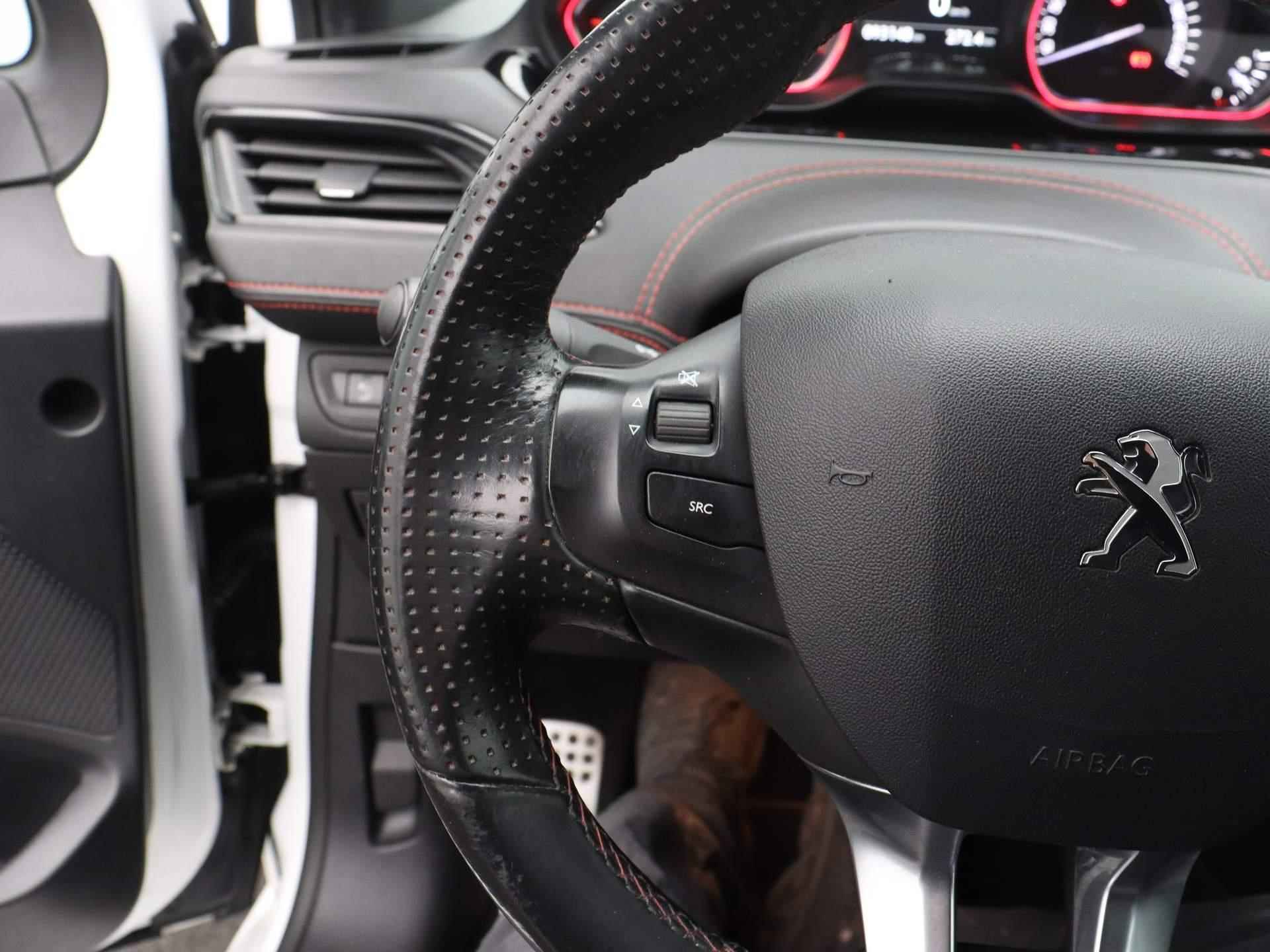 Peugeot 208 GTI 1.6T 208pk | JBL Sound | Navi | Camera | Parkeersensoren | Leder | Stoelverwarming - 16/30