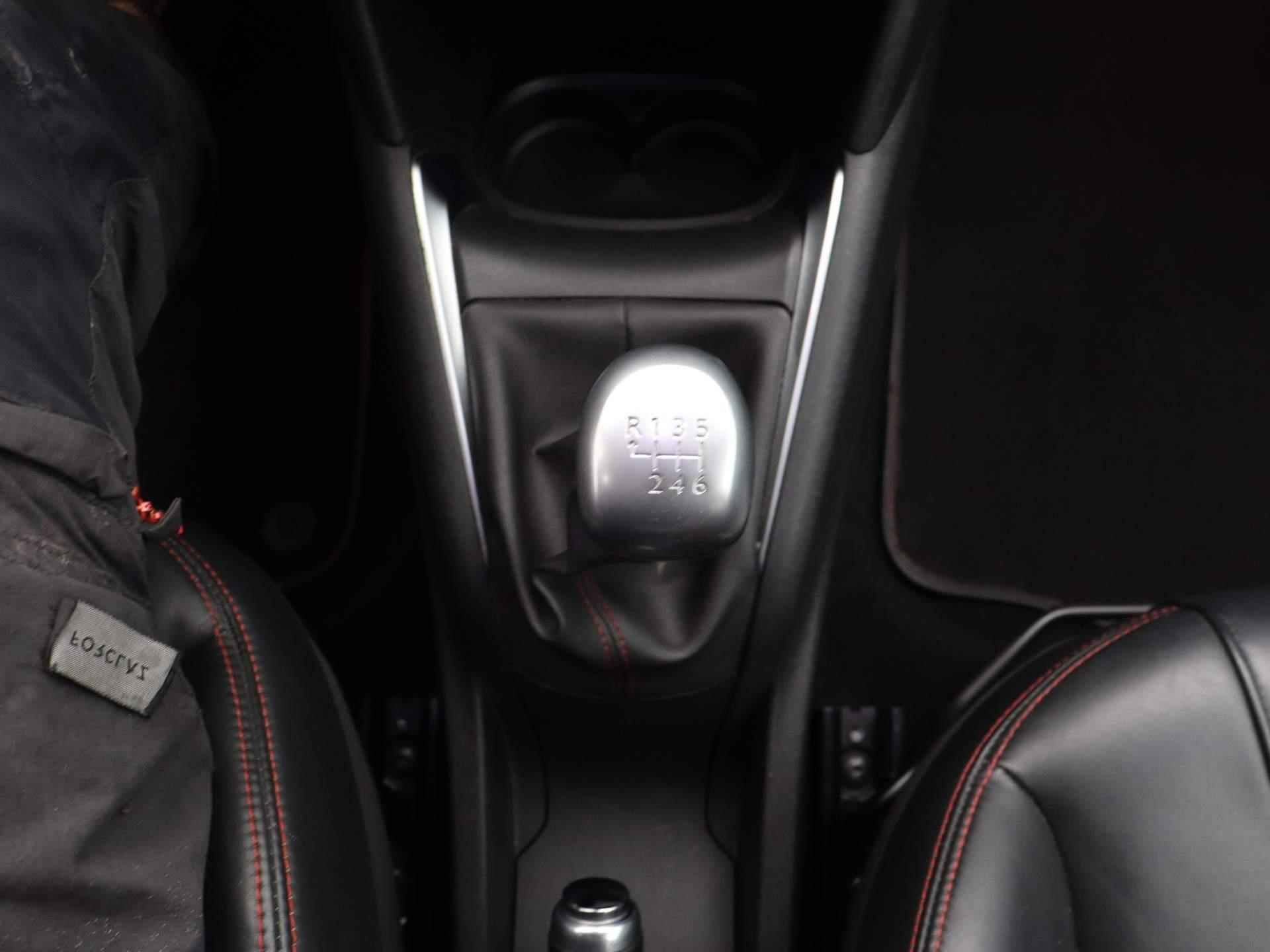 Peugeot 208 GTI 1.6T 208pk | JBL Sound | Navi | Camera | Parkeersensoren | Leder | Stoelverwarming - 21/30