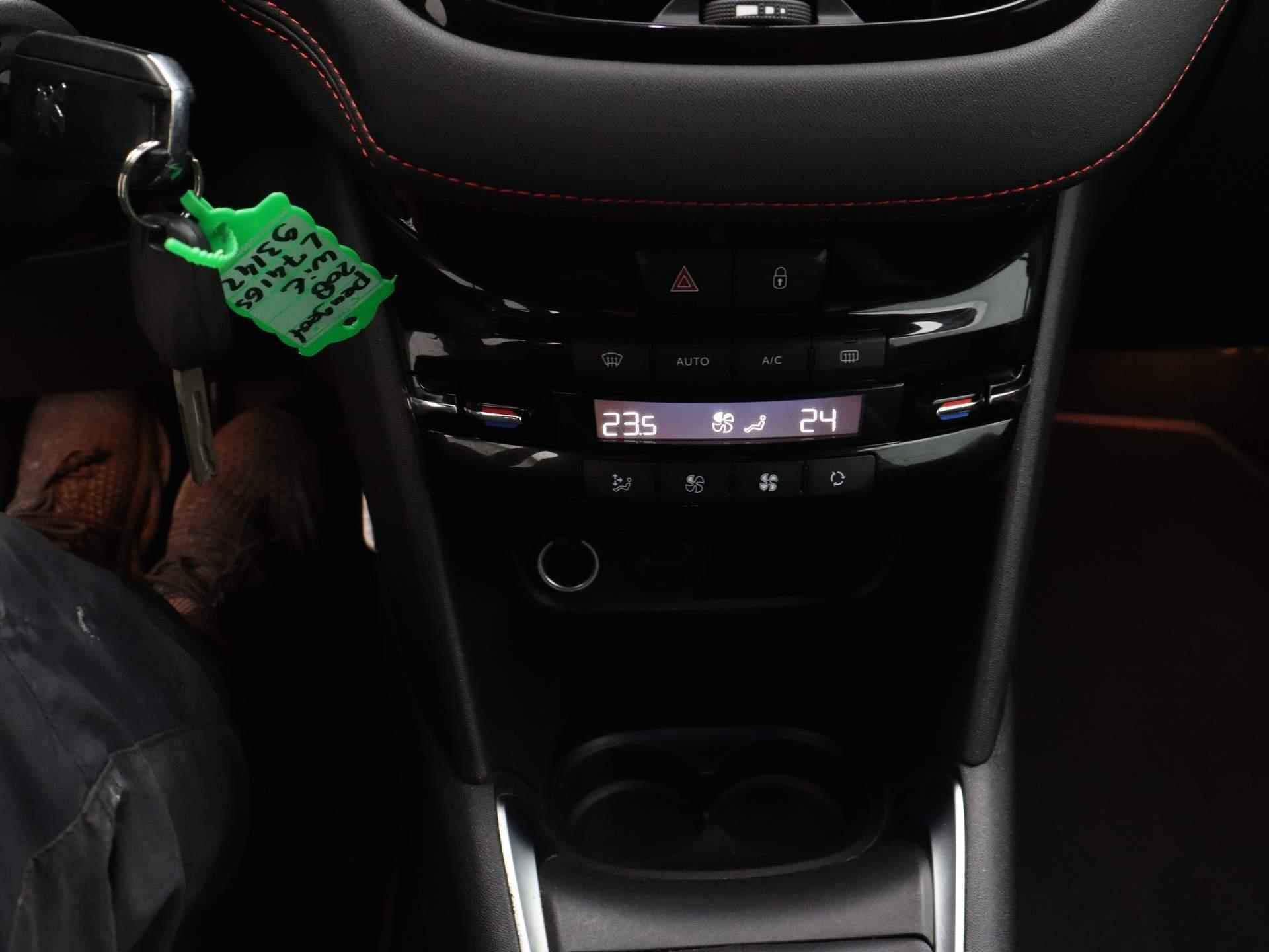Peugeot 208 GTI 1.6T 208pk | JBL Sound | Navi | Camera | Parkeersensoren | Leder | Stoelverwarming - 24/30