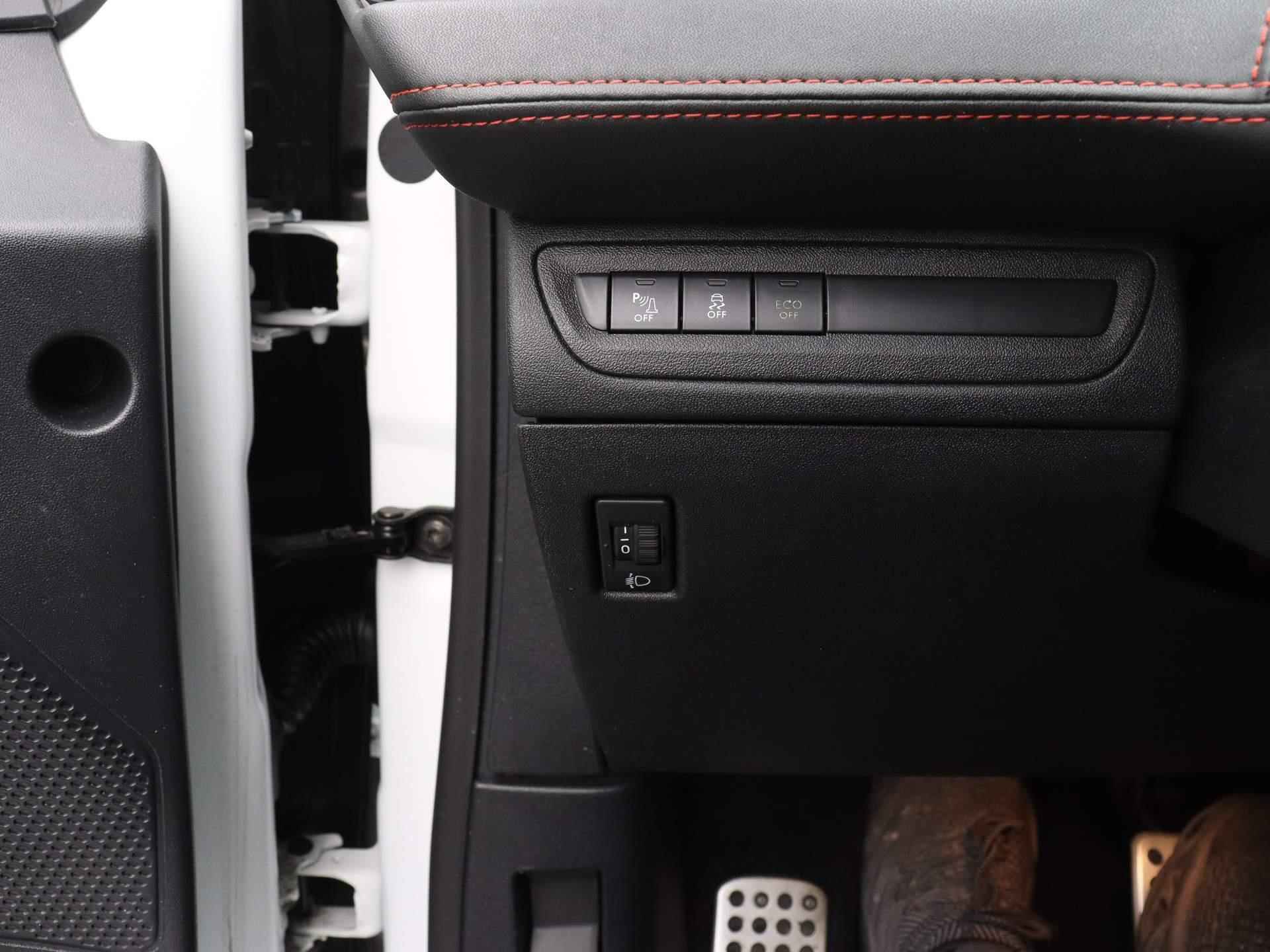 Peugeot 208 GTI 1.6T 208pk | JBL Sound | Navi | Camera | Parkeersensoren | Leder | Stoelverwarming - 25/30