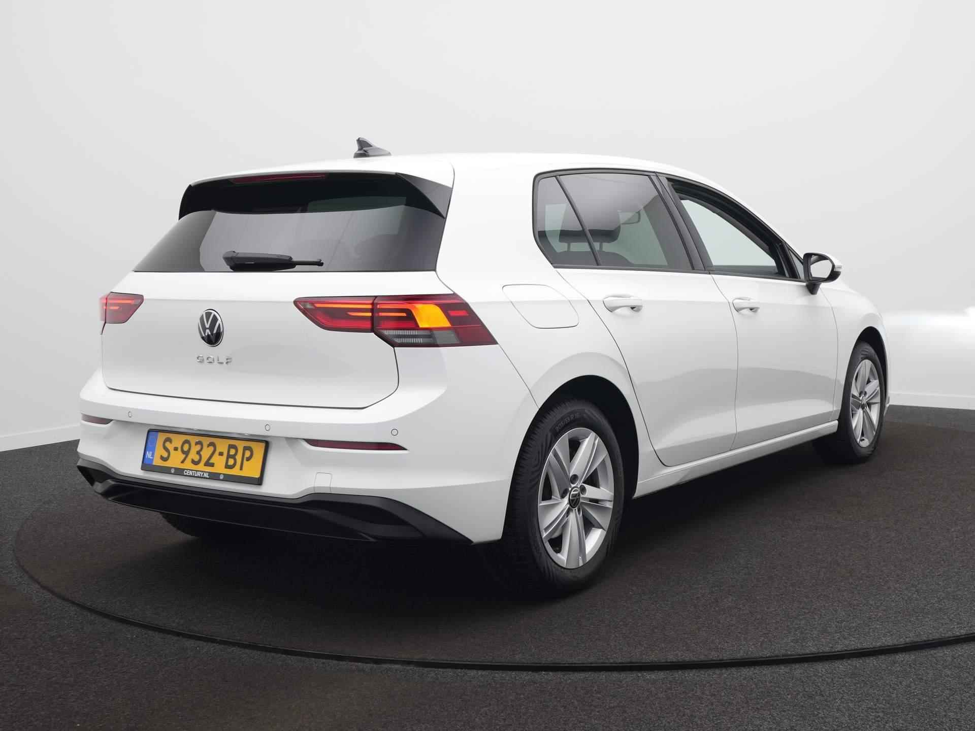 Volkswagen Golf 1.0 TSI Life  / Adap. Cruise / Navi / Camera / Sfeerverlichting  / Stoelverwarming - 5/51