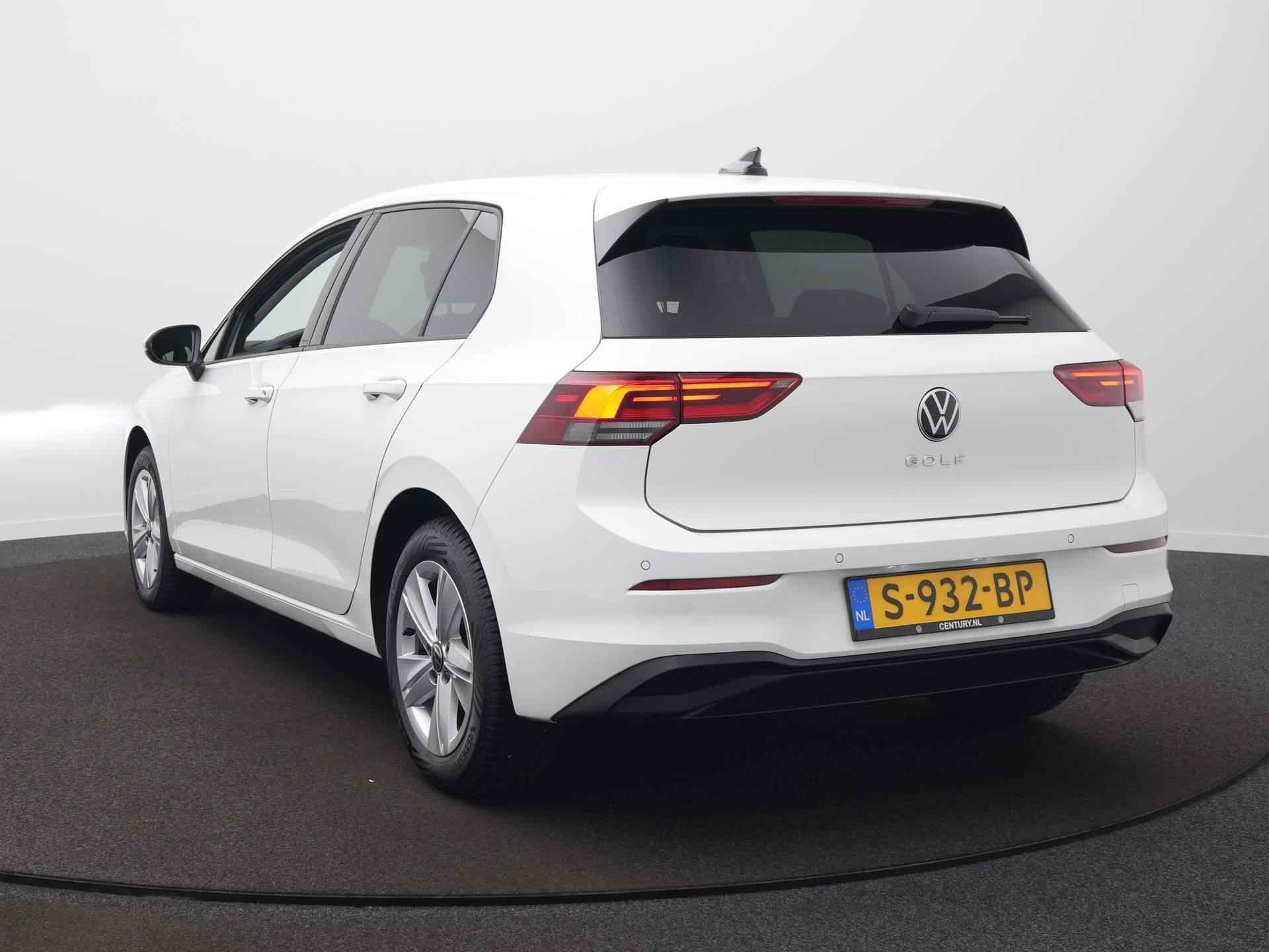 Volkswagen Golf 1.0 TSI Life  / Adap. Cruise / Navi / Camera / Sfeerverlichting  / Stoelverwarming - 7/51