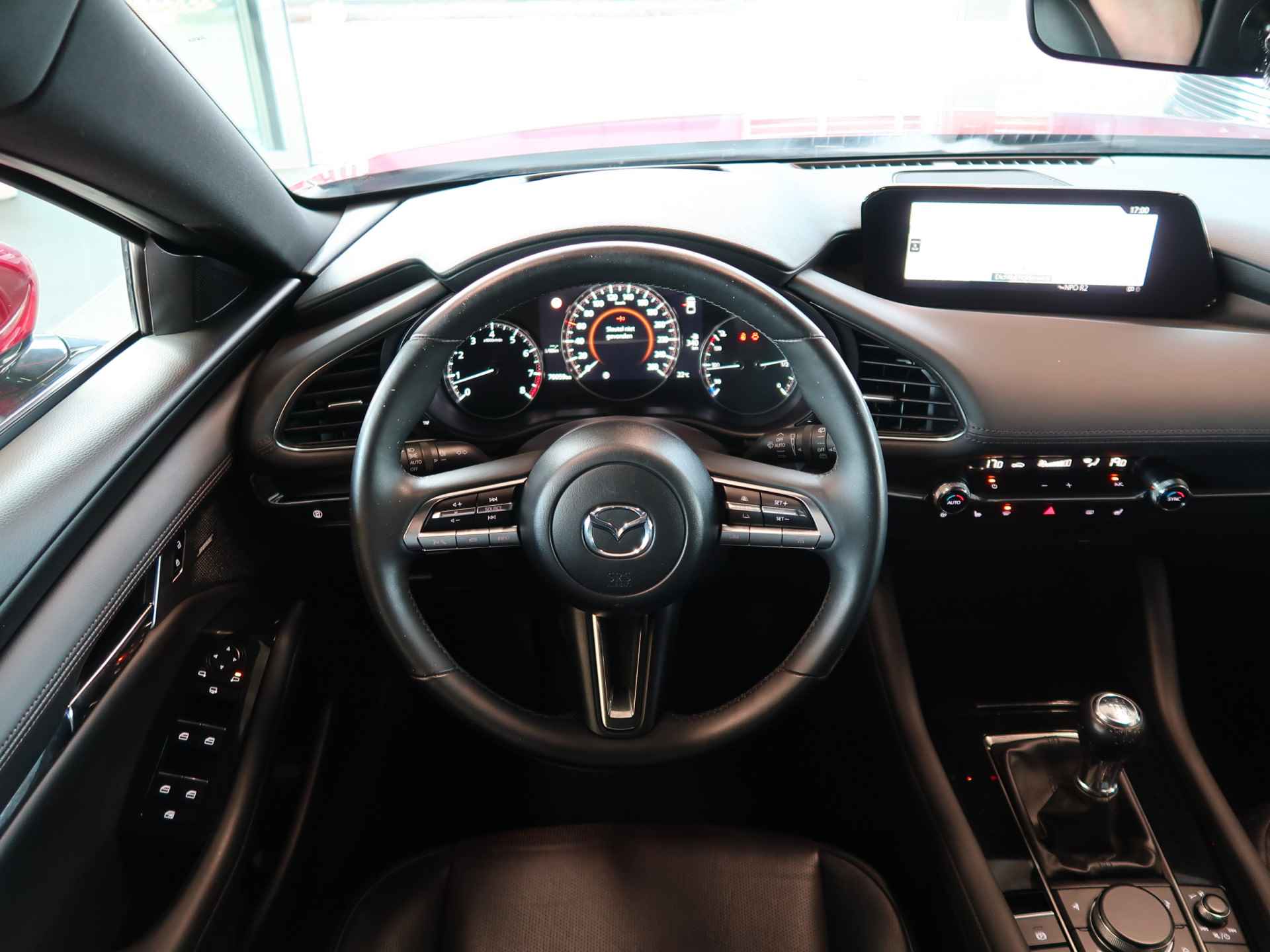 Mazda 3 2.0 M Hybrid 180pk Comfort met Bose LEDER/KEYLESS/CAMERA/CARPLAY/PDC/AFN.TREKHAAK - 3/92