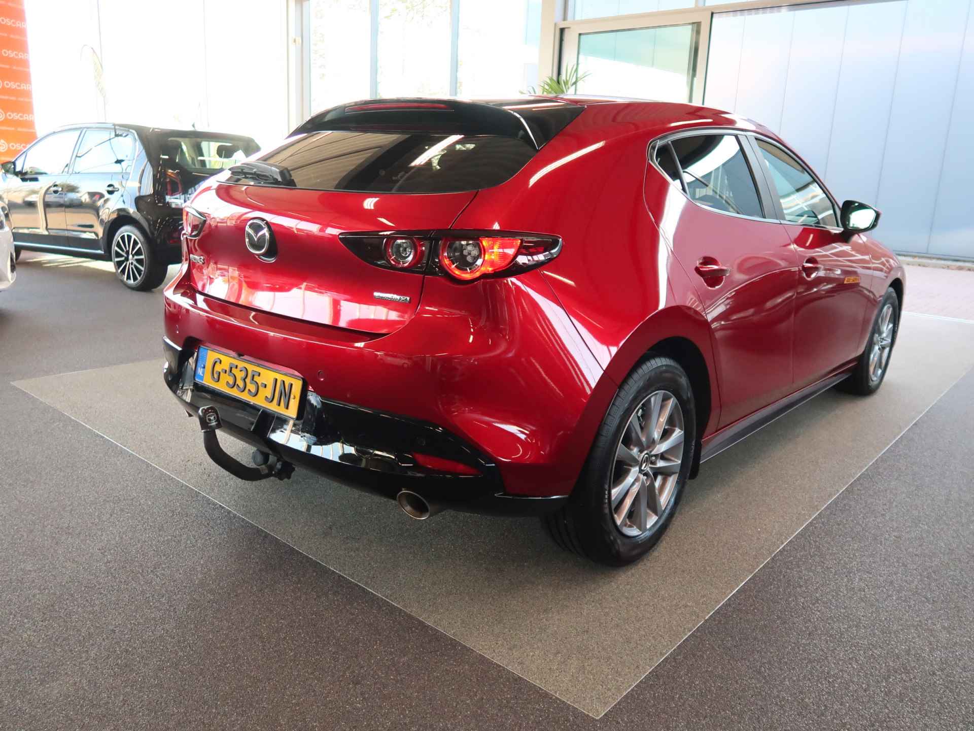 Mazda 3 2.0 M Hybrid 180pk Comfort met Bose LEDER/KEYLESS/CAMERA/CARPLAY/PDC/AFN.TREKHAAK - 22/92