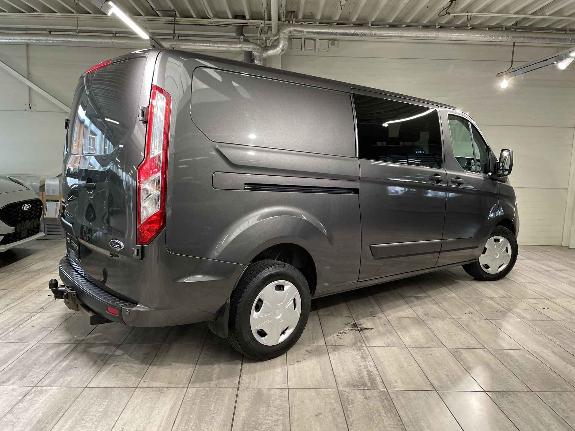 Ford Transit Custom 320 2.0 TDCI L2H1 Trend 130PK DC Automaat - 2/20