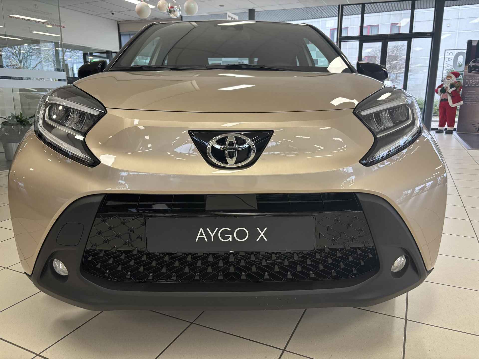 Toyota Aygo X 1.0 VVT-i MT Pulse, Apple carplay, Android auto, Snel leverbaar! - 12/27