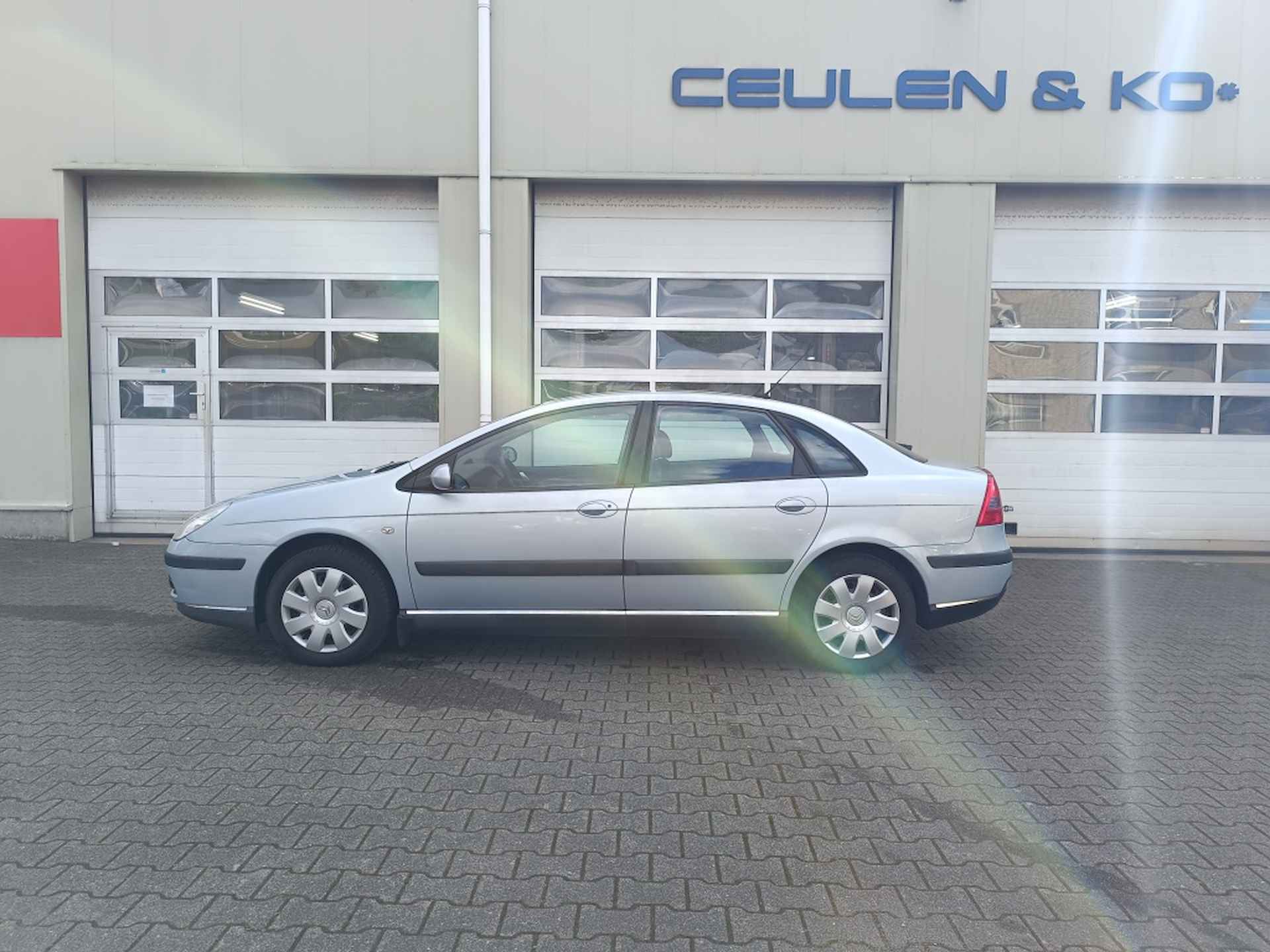 Citroen C5 1.8-16V L. Prestige - 8/25