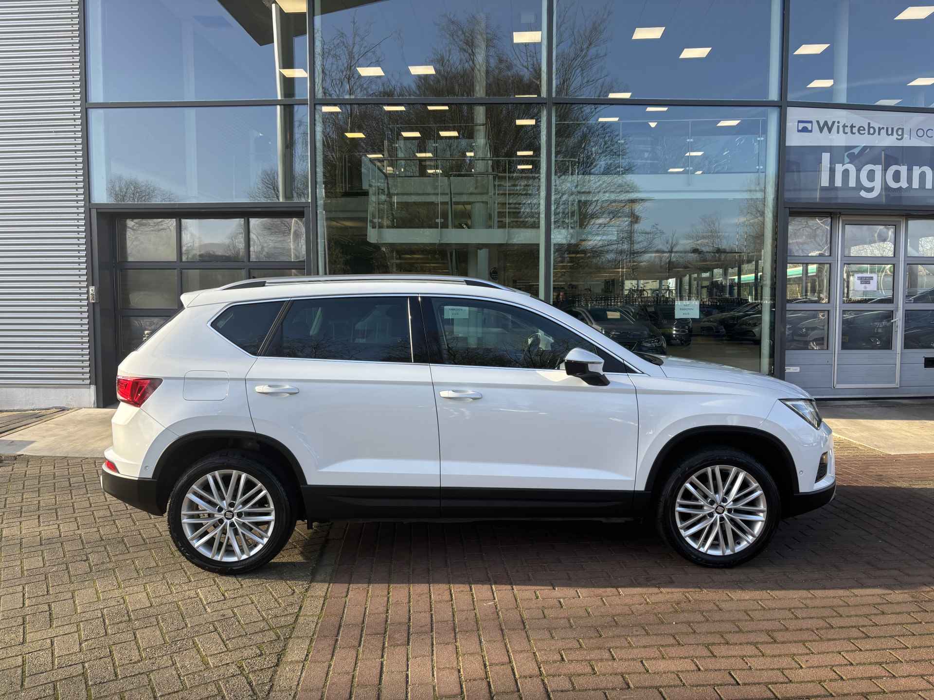 SEAT Ateca 1.5 TSI Xcellence / Panoramadak / Trekhaak Elek. / Virtual Cockpit / 18" LMV / 360 Camera - 7/32