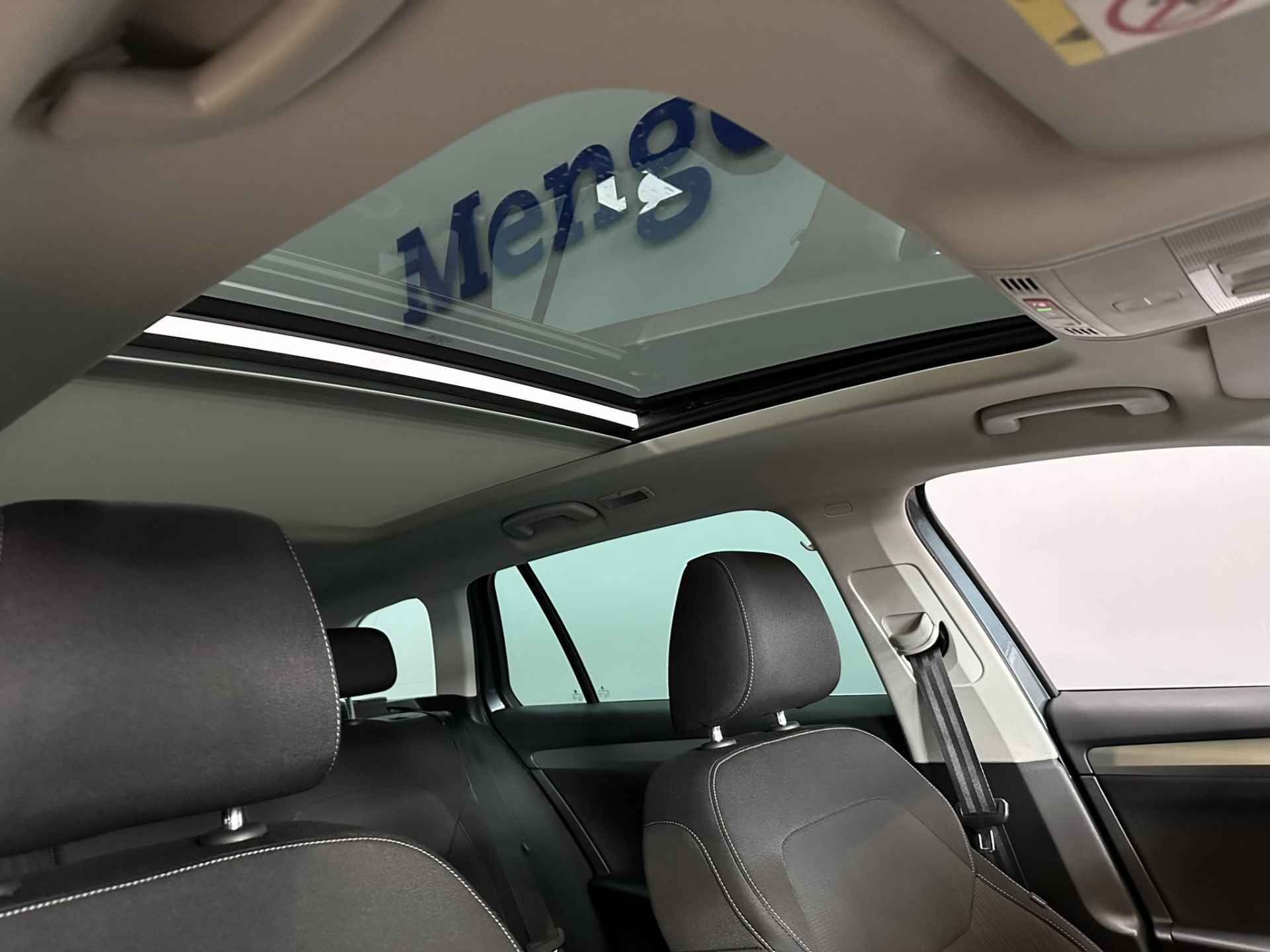 Škoda Superb Combi 1.5 TSI ACT Ambition Business Airco ECC | Xenon | Panorama | Navigatie | Cruise control | Apple Carplay Android Auto | Isofix | NAP | - 26/39