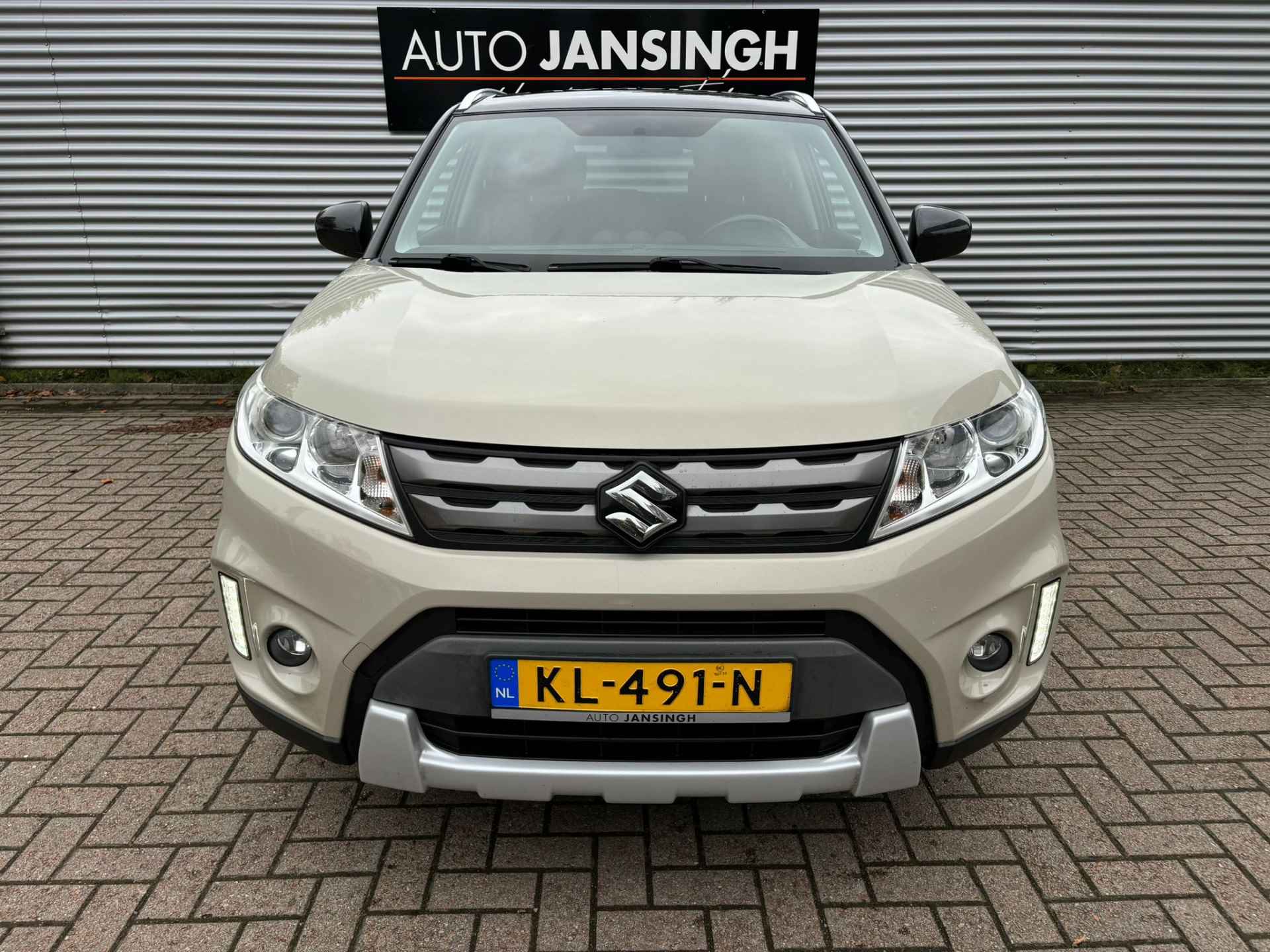 Suzuki Vitara 1.6 Exclusive Allgrip | Trekhaak | Clima | Navigatie | LM Velgen | Privacy glas | Navigatie | RIJKLAARPRIJS INCL 12 MAANDEN GARANTIE EN BEURT - 4/16