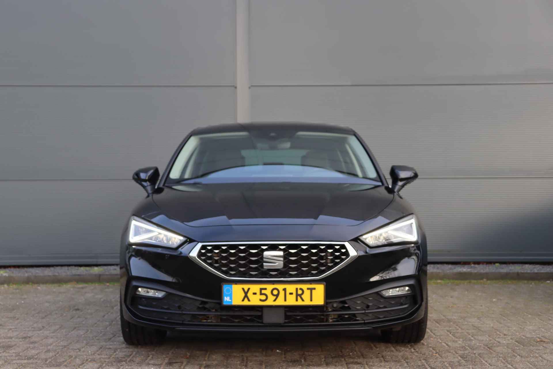 SEAT Leon 1.4 TSI eHybrid PHEV FR / LED / Carplay / Virtual Cockpit - 2/34