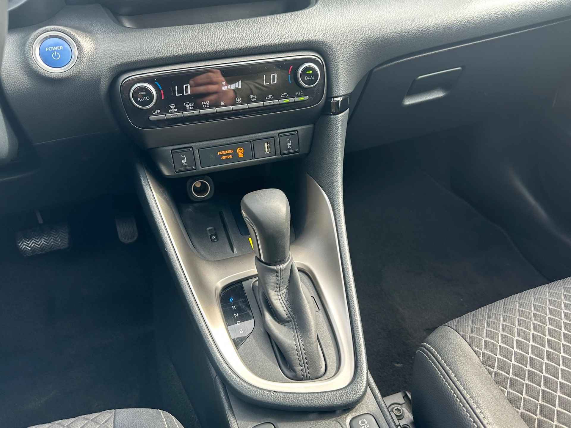 Mazda 2 Hybrid 1.5 Select PANO | CAMERA | KLIMA | BOVAG! - 27/33
