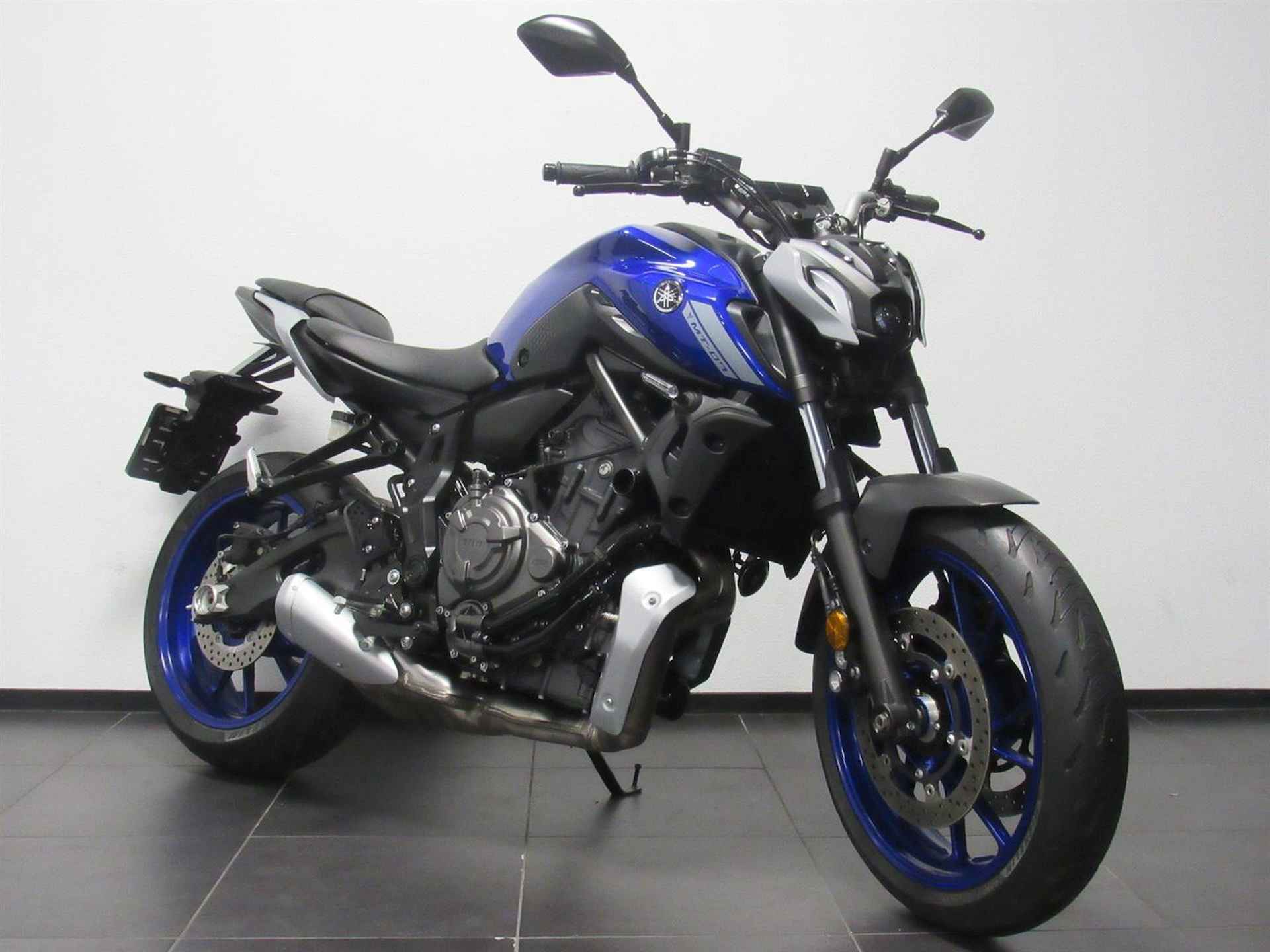 Yamaha MT-07 ABS - 2021 - 2/7