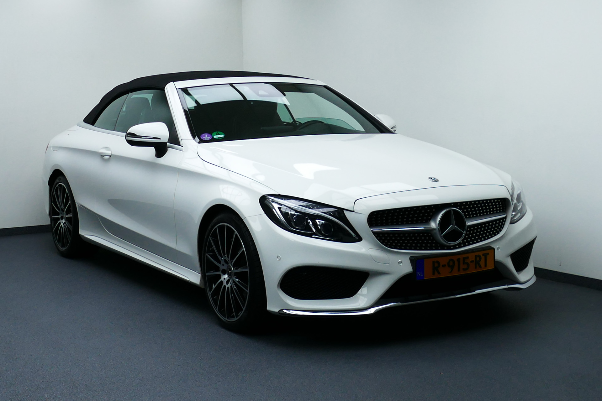 Mercedes-Benz C-Klasse Cabrio 180 Premium Plus. Burmester, 19"LMV, Half Leer, Stoelverw, Led Koplampen