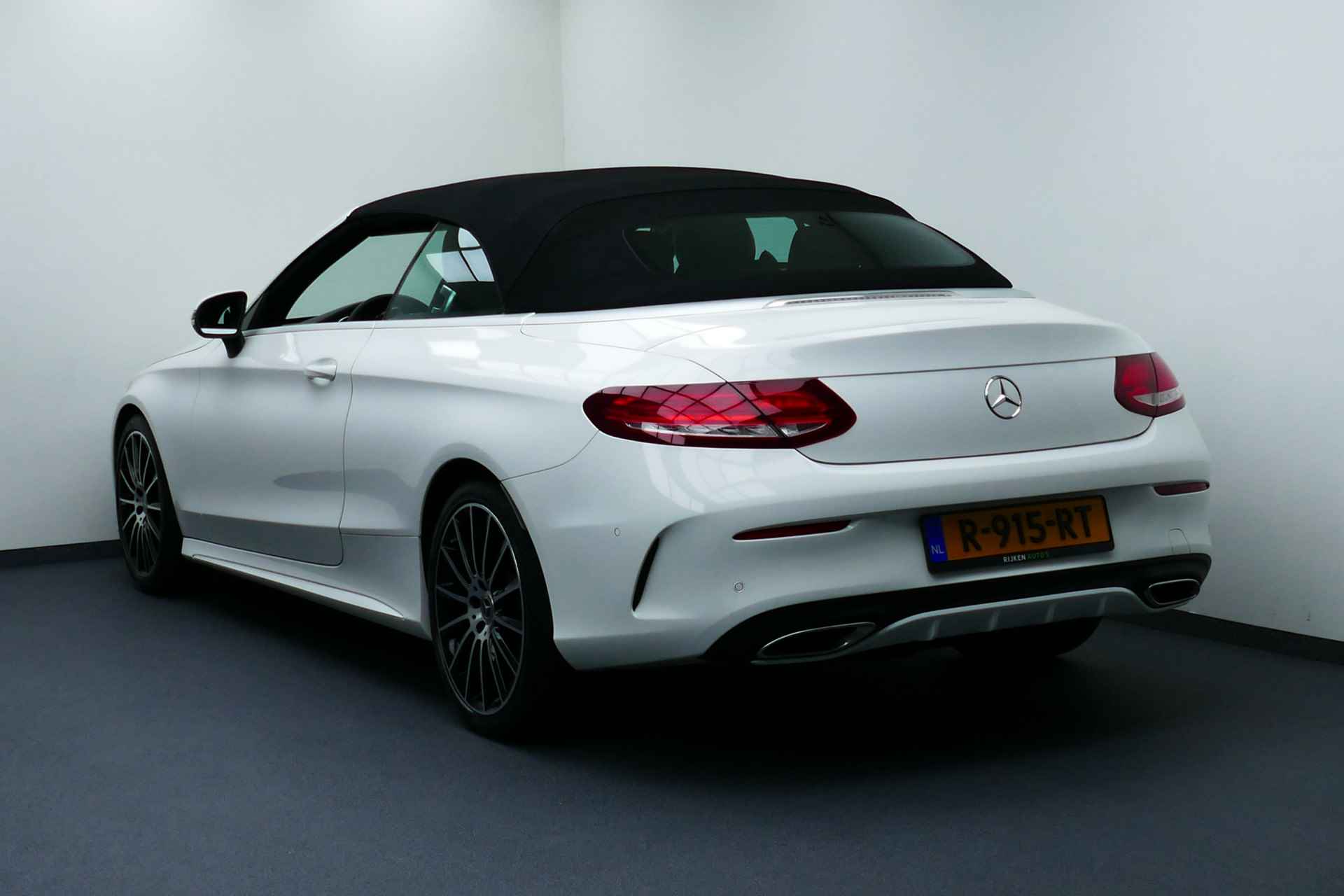 Mercedes-Benz C-Klasse Cabrio 180 Premium Plus. Burmester, 19"LMV, Half Leer, Stoelverw, Led Koplampen - 8/43