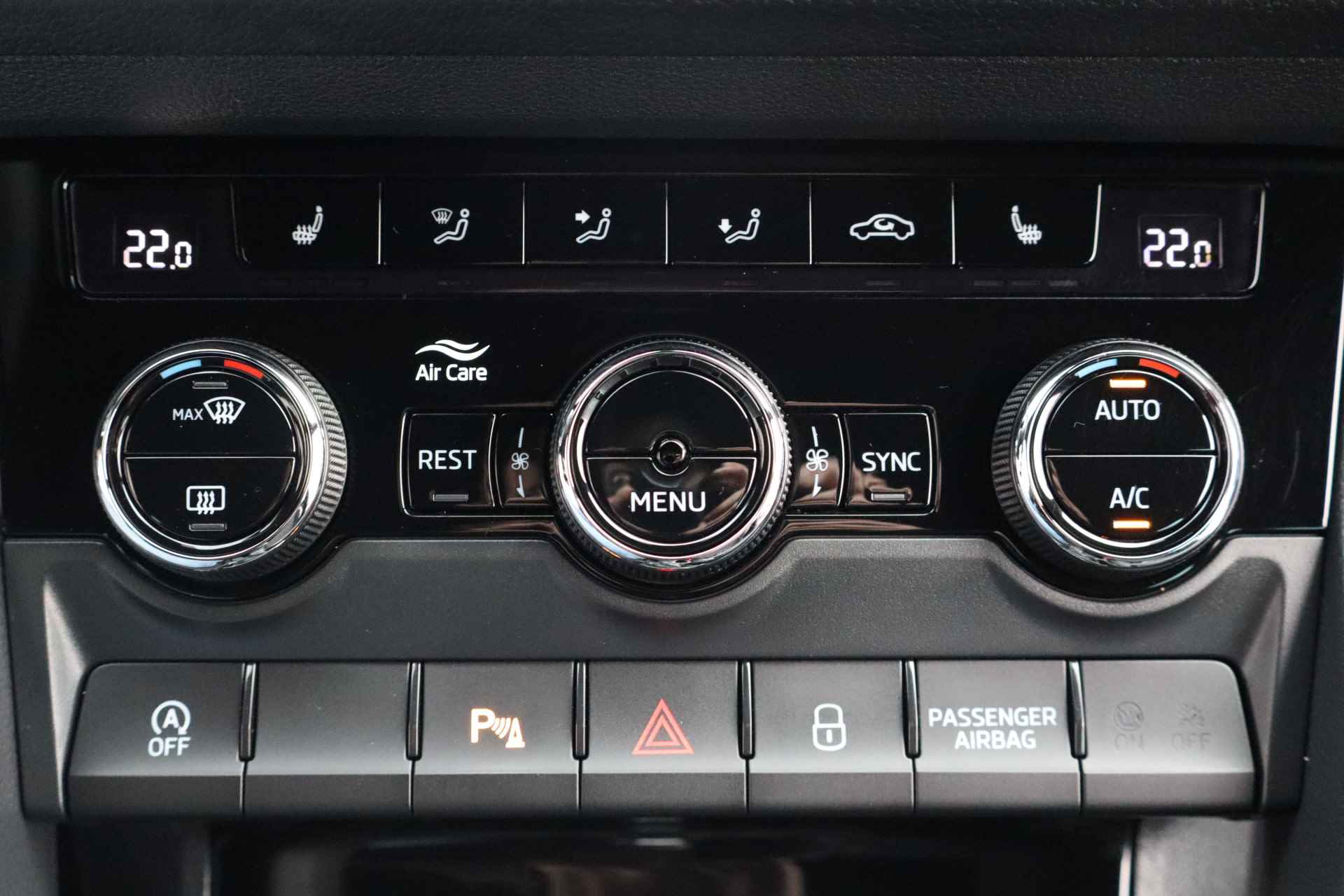 Škoda Kodiaq 1.5 TSI Sportline Business NL-Auto!! Led verlichting I Apple car-play I Leder -- BEVRIJDINGSDAG GEOPEND VAN 11.00 T/M 15.00 UUR -- - 19/38