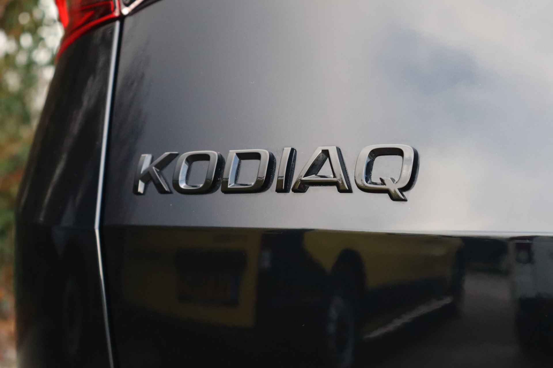 Škoda Kodiaq 1.5 TSI Sportline Business NL-Auto!! Led verlichting I Apple car-play I Leder -- BEVRIJDINGSDAG GEOPEND VAN 11.00 T/M 15.00 UUR -- - 36/38
