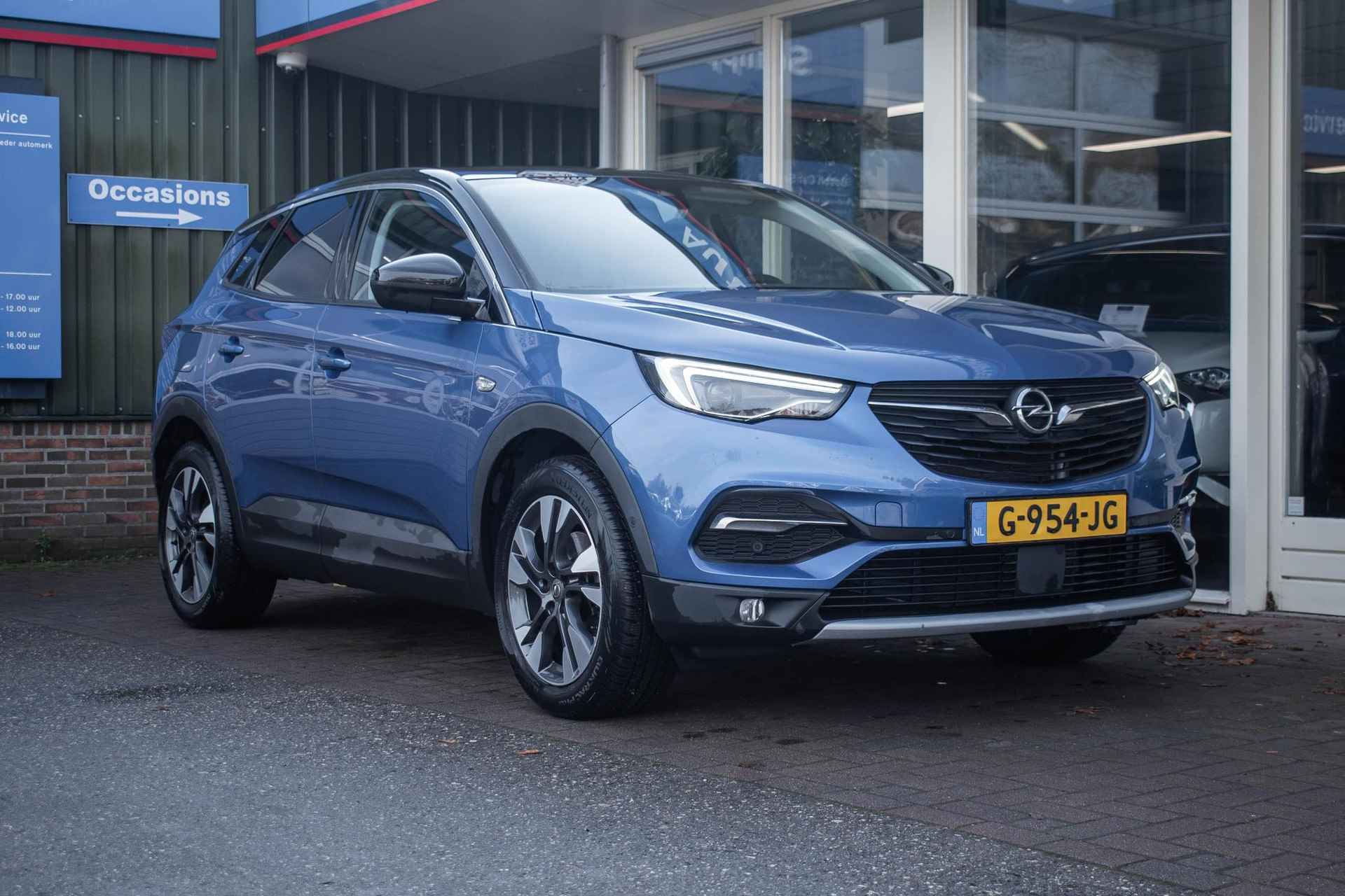 Opel Grandland X 1.2 Turbo 130pk Business Executive - 2/33