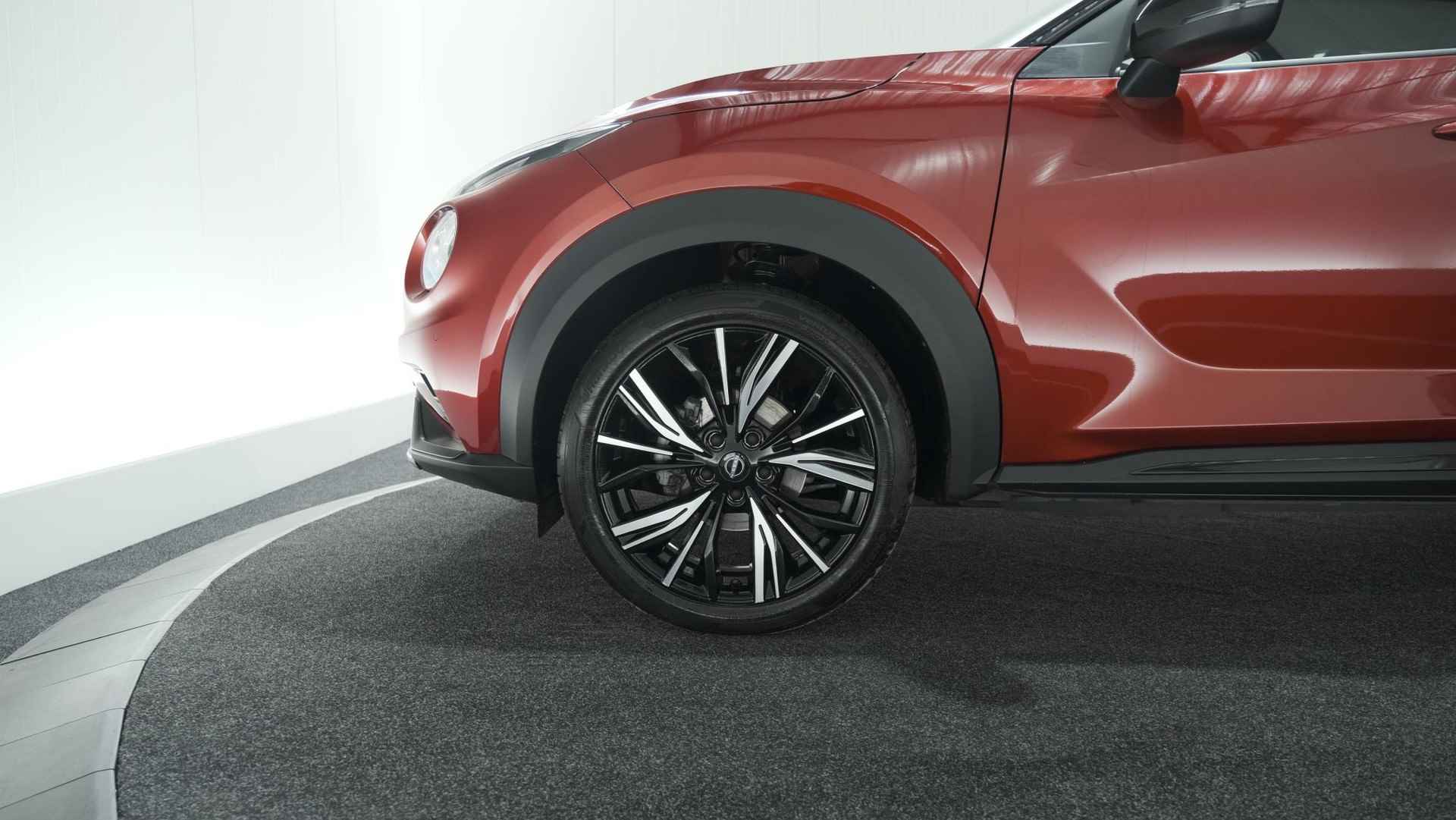 Nissan Juke 1.0 DIG-T N-Design | Camera | Navigatie | Apple Carplay | Parkeersensoren | 19 Inch Lichtmetalen Velgen - 19/70