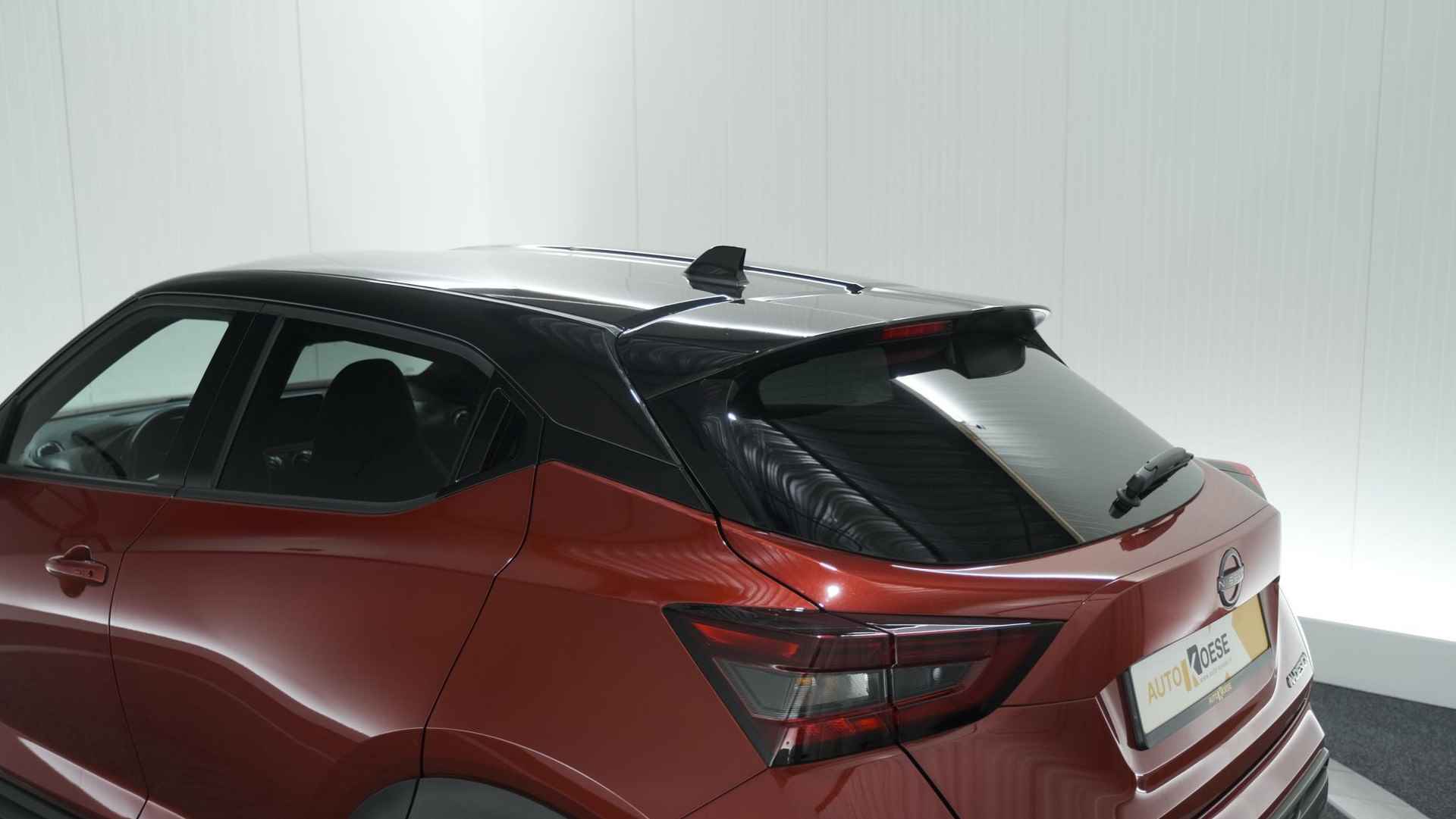 Nissan Juke 1.0 DIG-T N-Design | Camera | Navigatie | Apple Carplay | Parkeersensoren | 19 Inch Lichtmetalen Velgen - 22/70