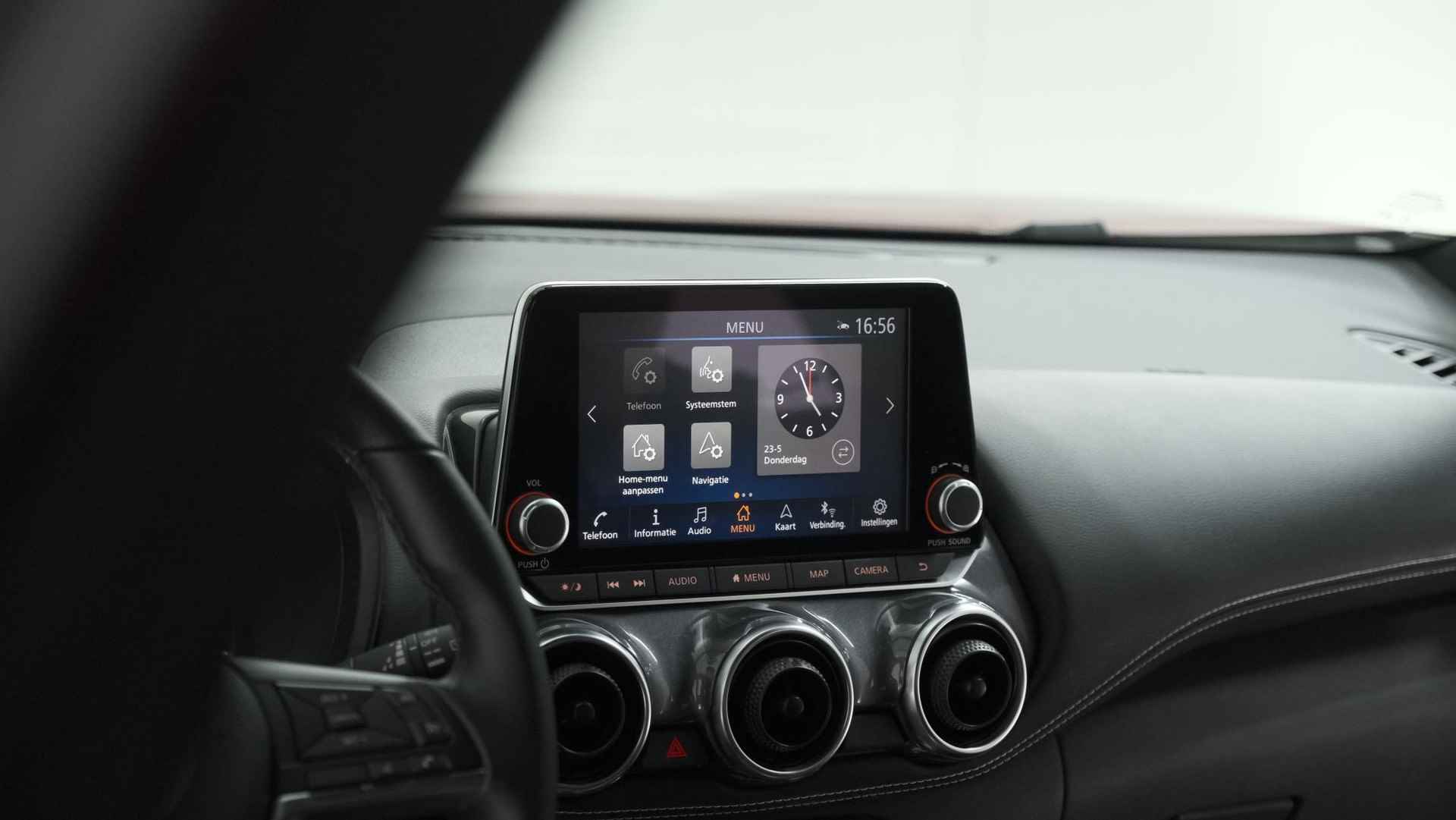 Nissan Juke 1.0 DIG-T N-Design | Camera | Navigatie | Apple Carplay | Parkeersensoren | 19 Inch Lichtmetalen Velgen - 34/70