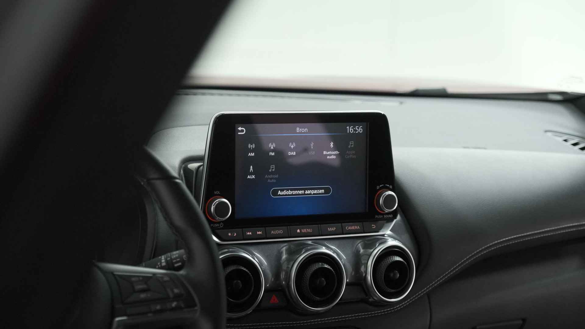 Nissan Juke 1.0 DIG-T N-Design | Camera | Navigatie | Apple Carplay | Parkeersensoren | 19 Inch Lichtmetalen Velgen - 48/70