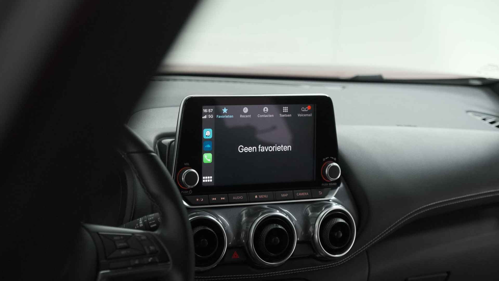 Nissan Juke 1.0 DIG-T N-Design | Camera | Navigatie | Apple Carplay | Parkeersensoren | 19 Inch Lichtmetalen Velgen - 53/70