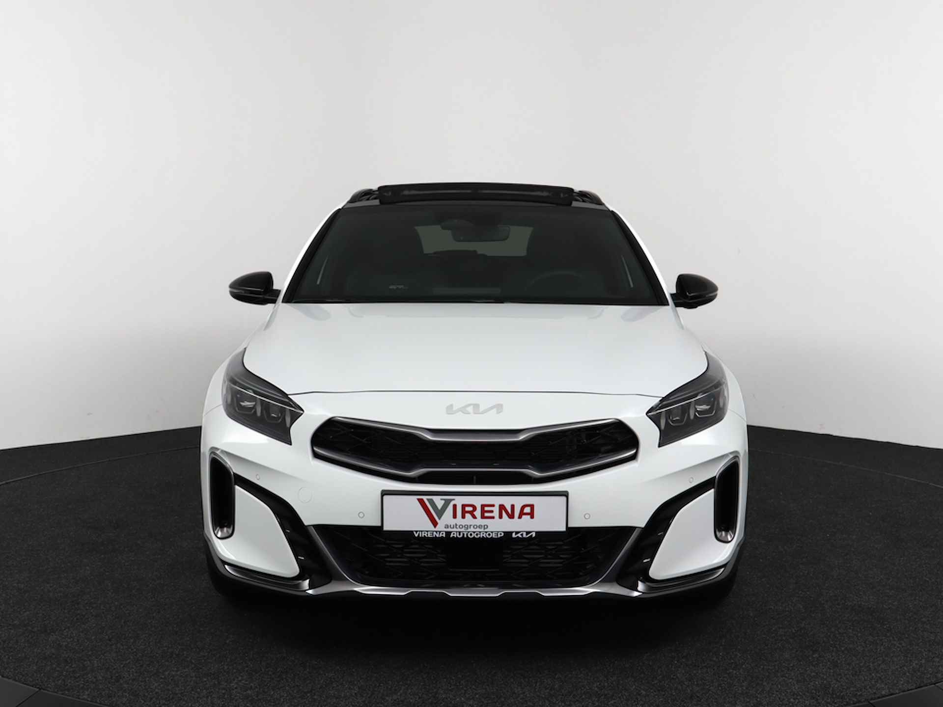 Kia Xceed 1.5 T-GDi GT-Line - Direct leverbaar! - Panorama dak - Navigatie - Adaptieve Cruise Control - Stoel-/stuurverwarming - Fabrieksgarantie tot 01-2032 - 13/58