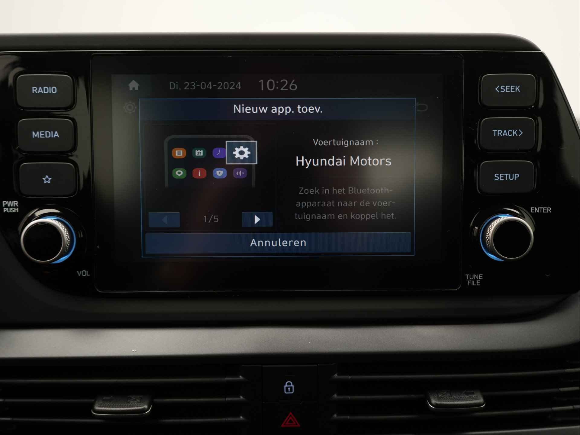 Hyundai i20 1.0 T-GDI Comfort FACELIFT Automaat met Apple Carplay Navigatie, Airconditioning en Lichtmetalen velgen Uit voorraad leverbaar - 14/34