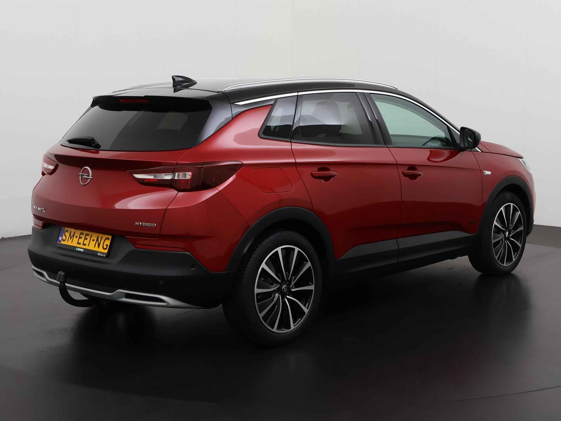 Opel Grandland X 1.6 Turbo Hybrid Ultimate | Trekhaak | 360 Camera | Leder | PHEV | Zondag Open! - 4/43