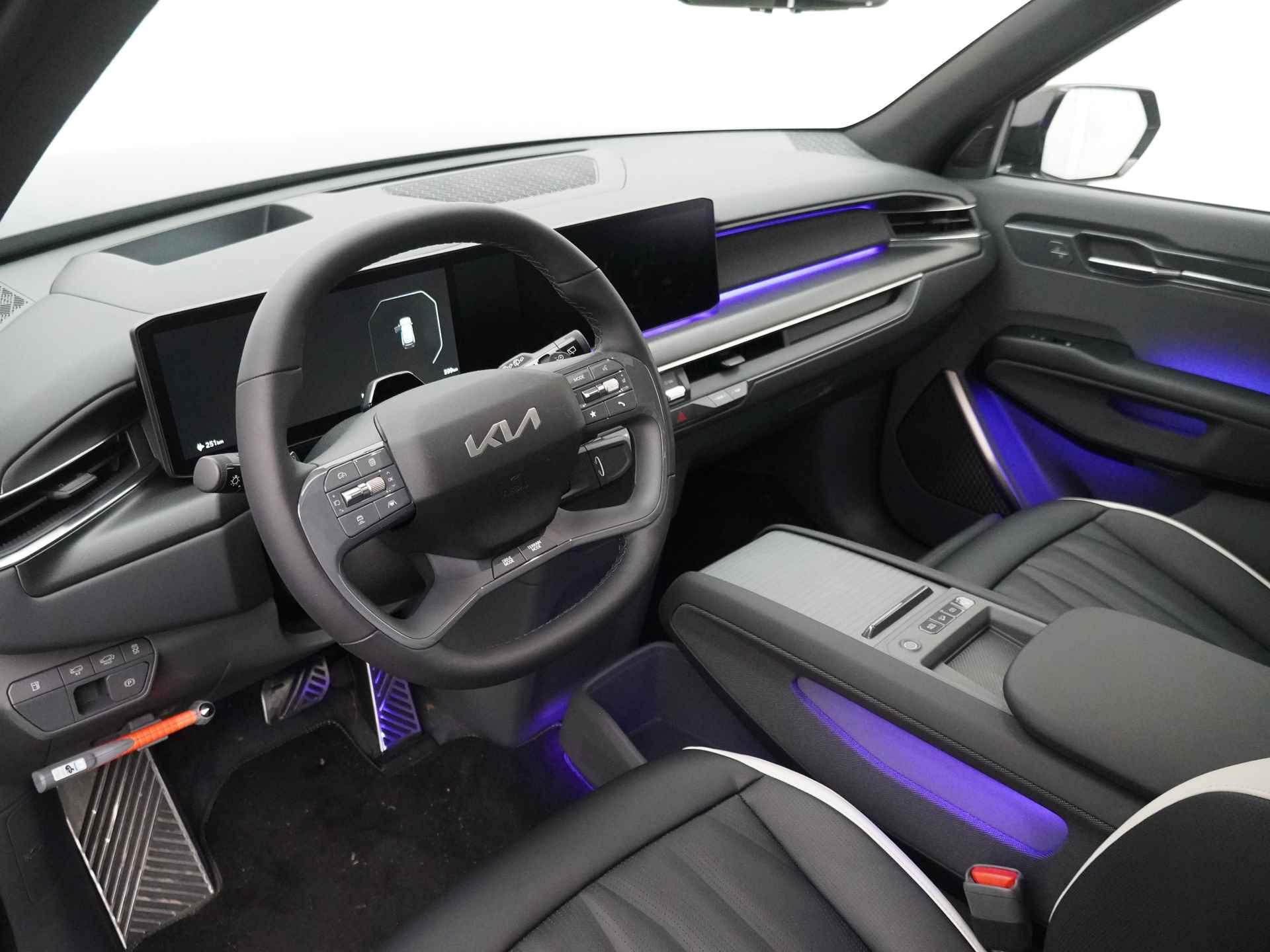 Kia EV9 Launch Edition GT-Line AWD 100 kWh - Direct leverbaar -Apple Carplay/Android Auto - Cruise control adaptief met stop&go en stuurhulp - Fabrieksgarantie 10-2030 - 18/55
