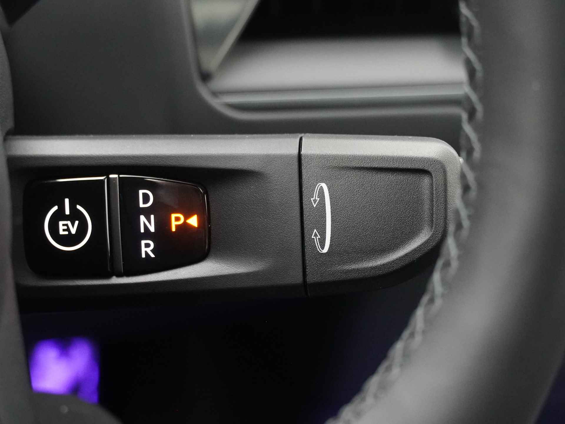 Kia EV9 Launch Edition GT-Line AWD 100 kWh - Direct leverbaar -Apple Carplay/Android Auto - Cruise control adaptief met stop&go en stuurhulp - Fabrieksgarantie 10-2030 - 30/55