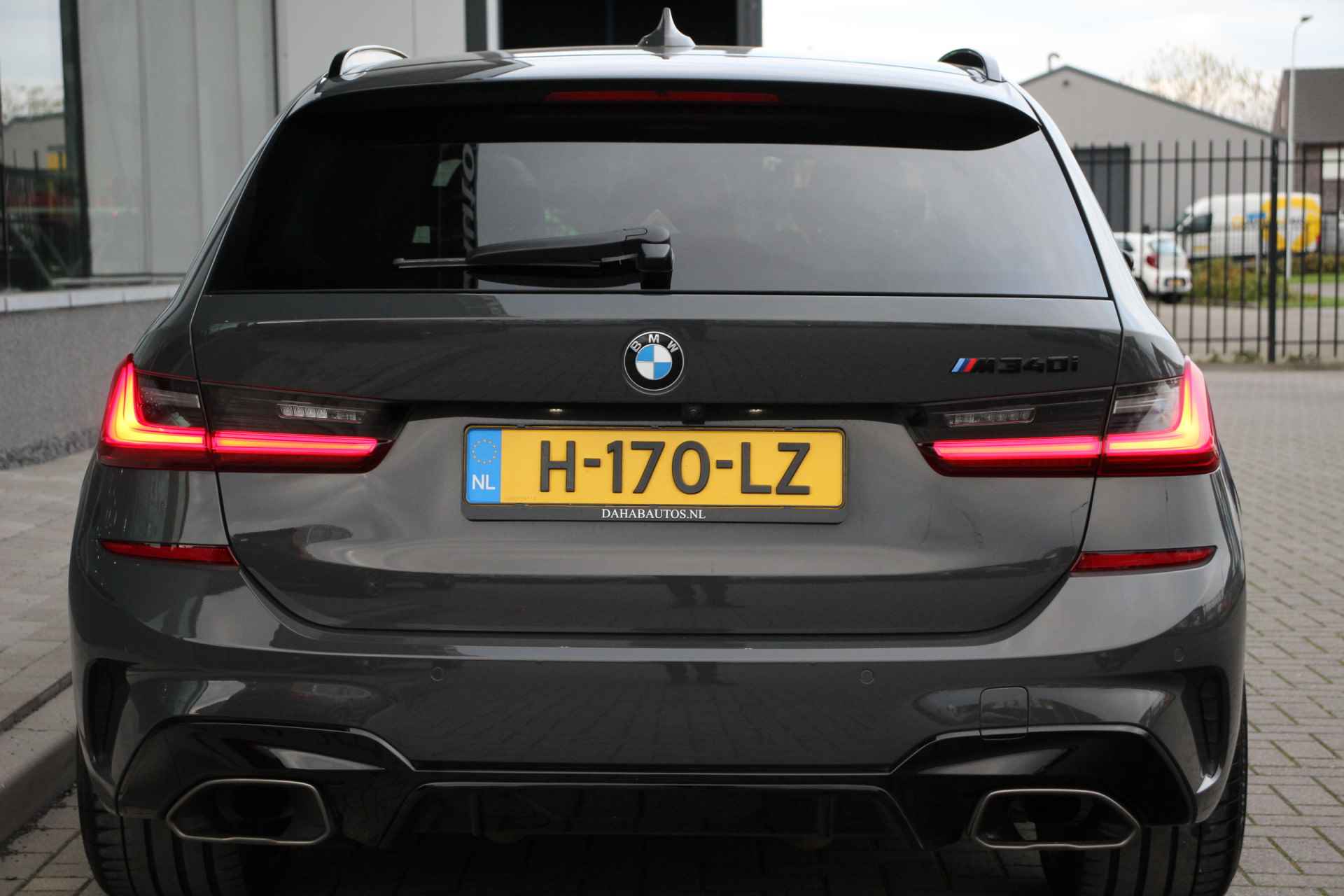 BMW 3 Serie Touring M340i xDrive M-Sport | Pano. | H/K | 374PK | HUD | 360° Camera | 20'' | NP: 100.000 - 12/48