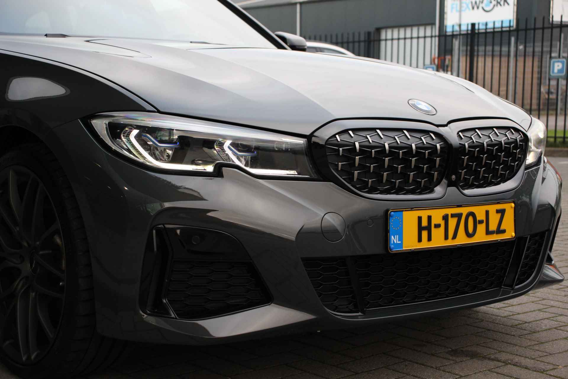 BMW 3 Serie Touring M340i xDrive M-Sport | Pano. | H/K | 374PK | HUD | 360° Camera | 20'' | NP: 100.000 - 15/48