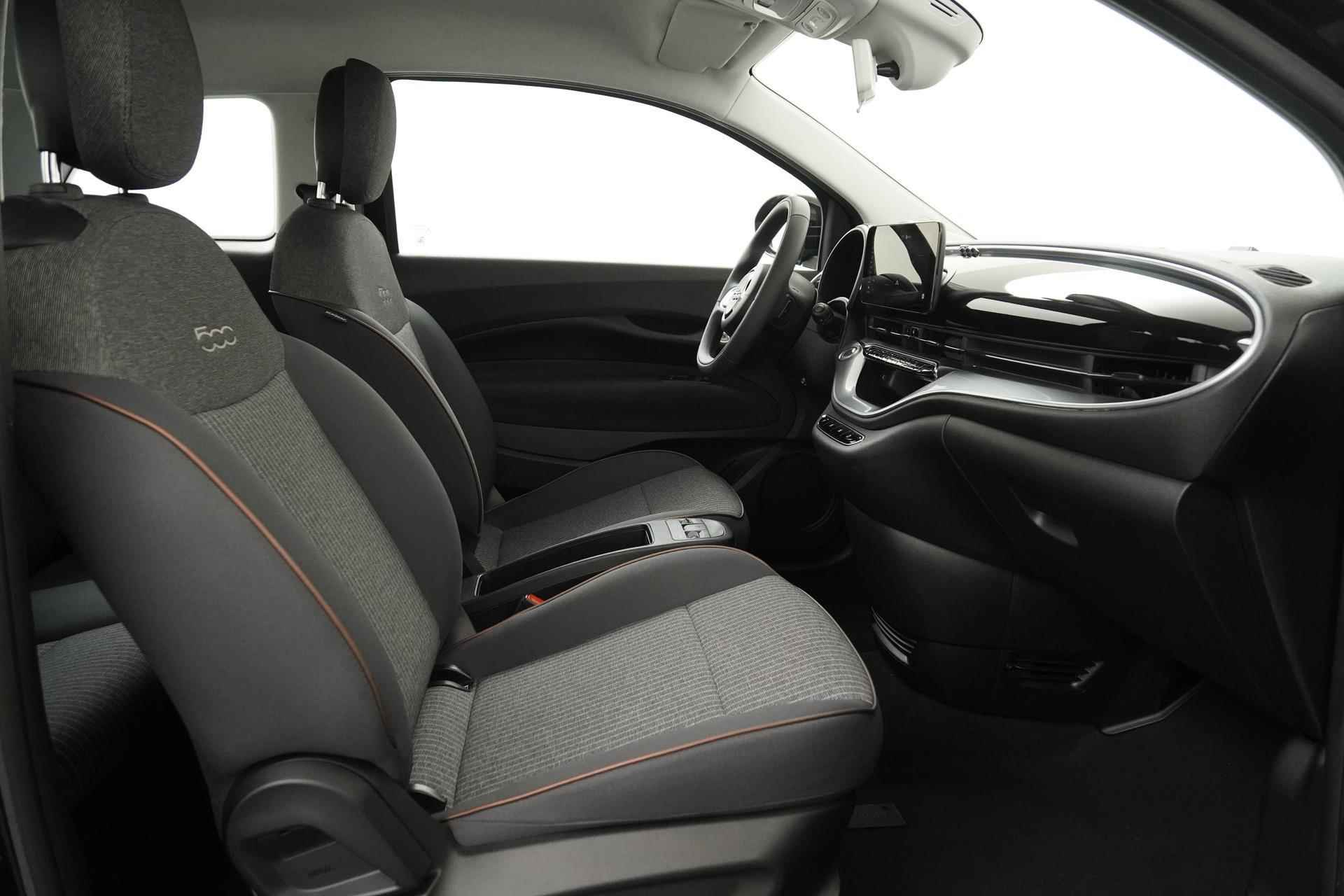 Fiat 500E Icon 42 kWh | Digital Cockpit | Navigatie | Apple Carplay | Zondag Open! - 3/37