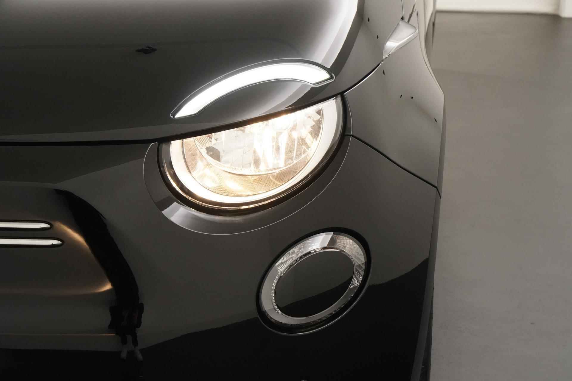 Fiat 500E Icon 42 kWh | Digital Cockpit | Navigatie | Apple Carplay | Zondag Open! - 21/37