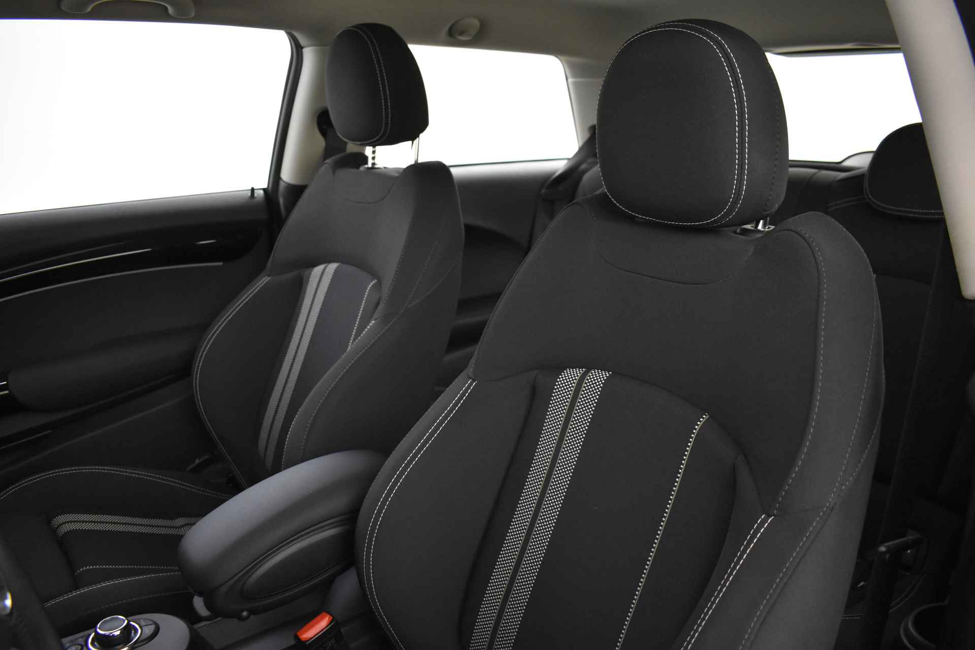 MINI Hatchback Electric / Comfort Access / PDC achter / Navigatie / Cruise Control - 7/49