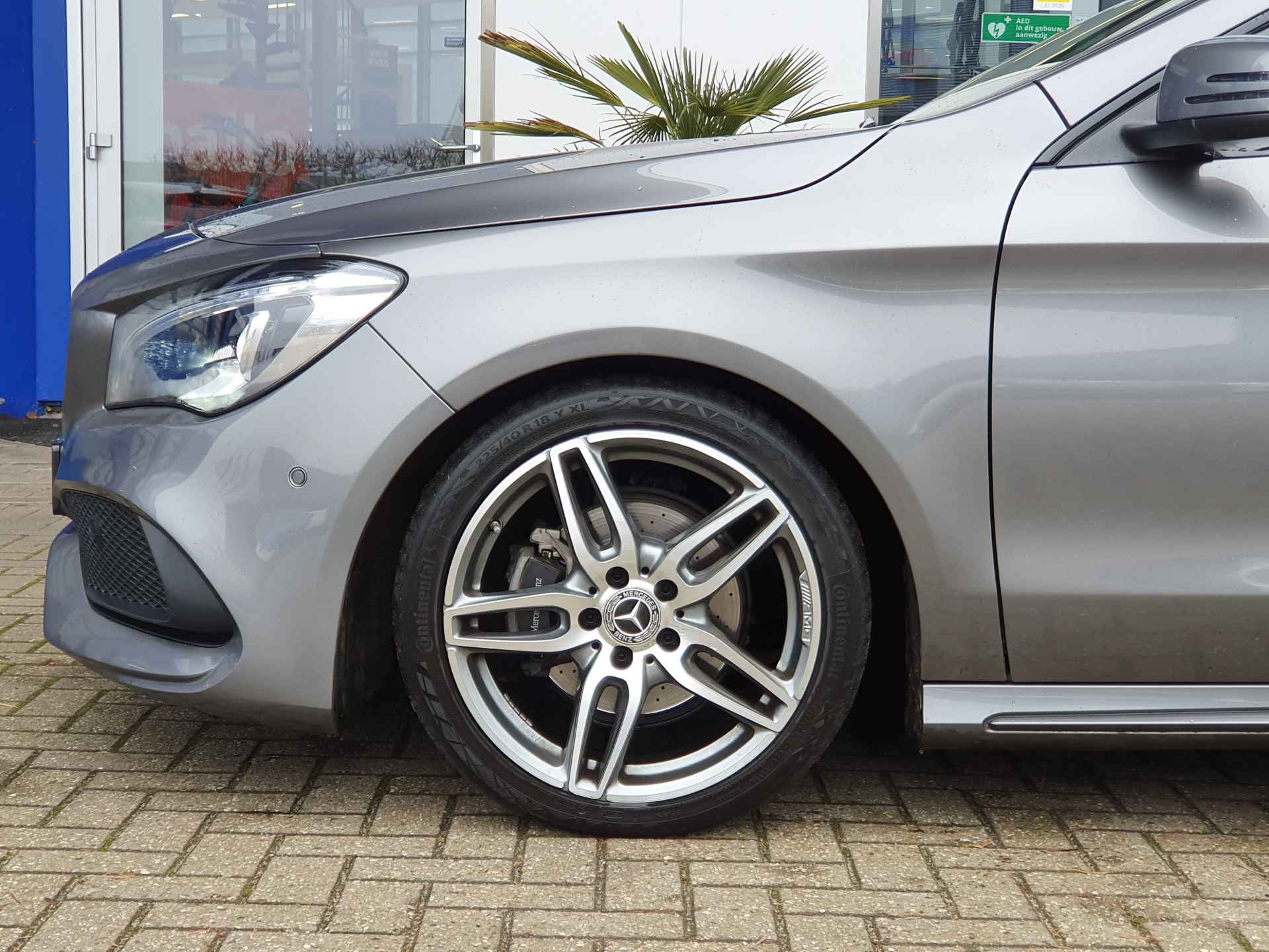 Mercedes-Benz CLA-Klasse 180 AMG | Stoelverwarming | Cruise Control | Camera | Navigatie - 9/45